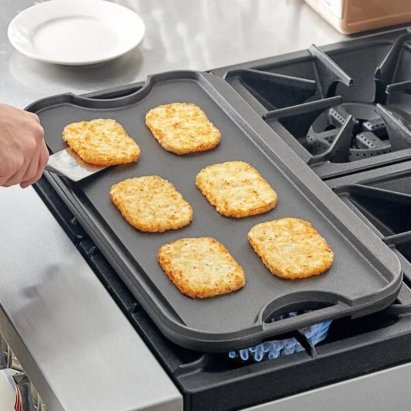 Valor 24 1/2″ x 14 1/2″ Pre-Seasoned Reversible Cast Iron Griddle and Grill Pan