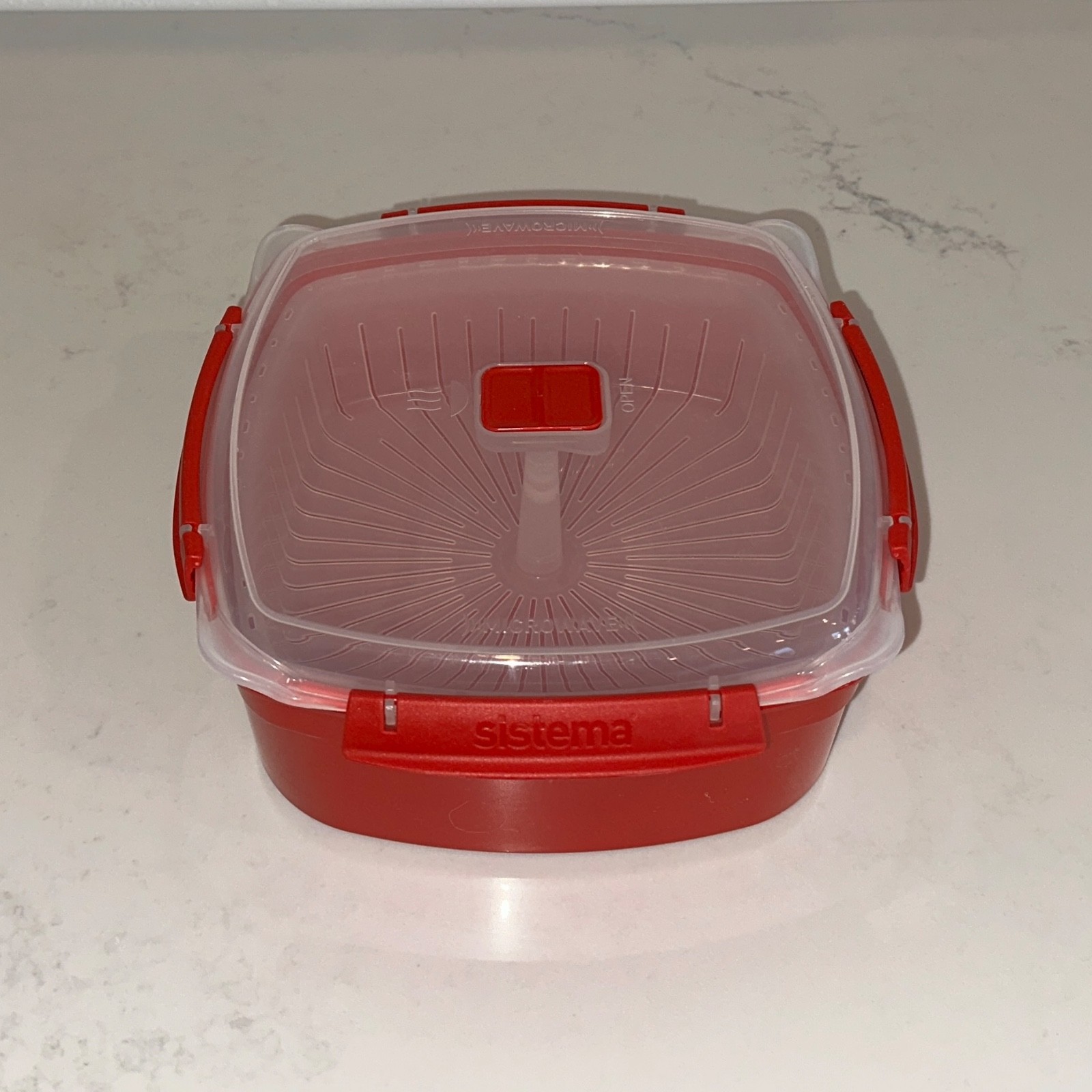 Sistema Microwave Collection Steamer Medium 83.5 Oz 2.4 L Red