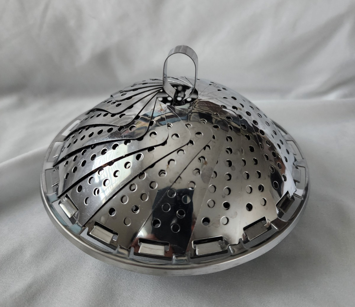 Vegetable Expandable Folding Footed Silver Metal Steamer Basket, 4.5 -9 in