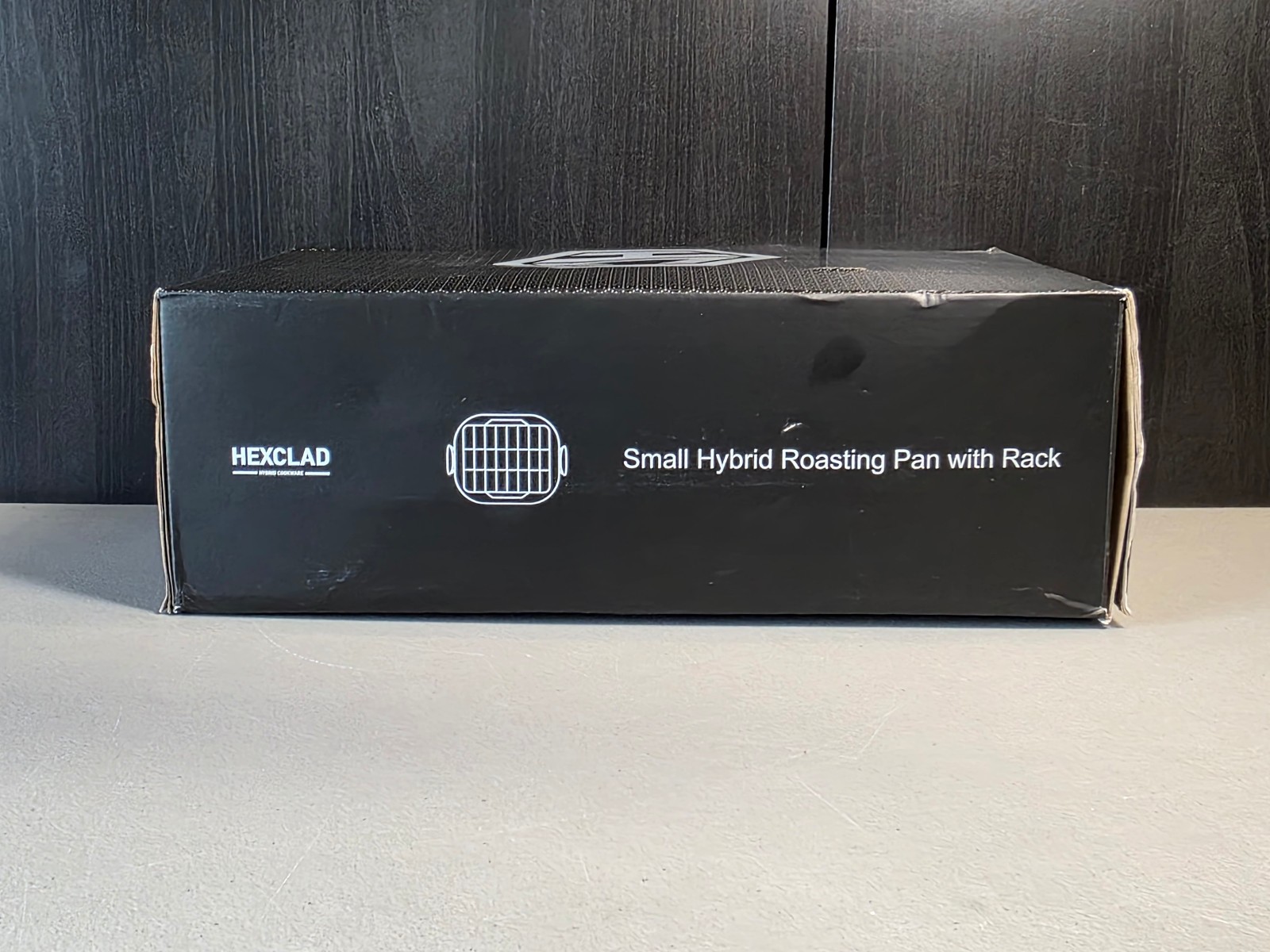 Hexclad Non-Stick Small Hybrid Roasting Pan with Rack 16″x10″x3″ – New