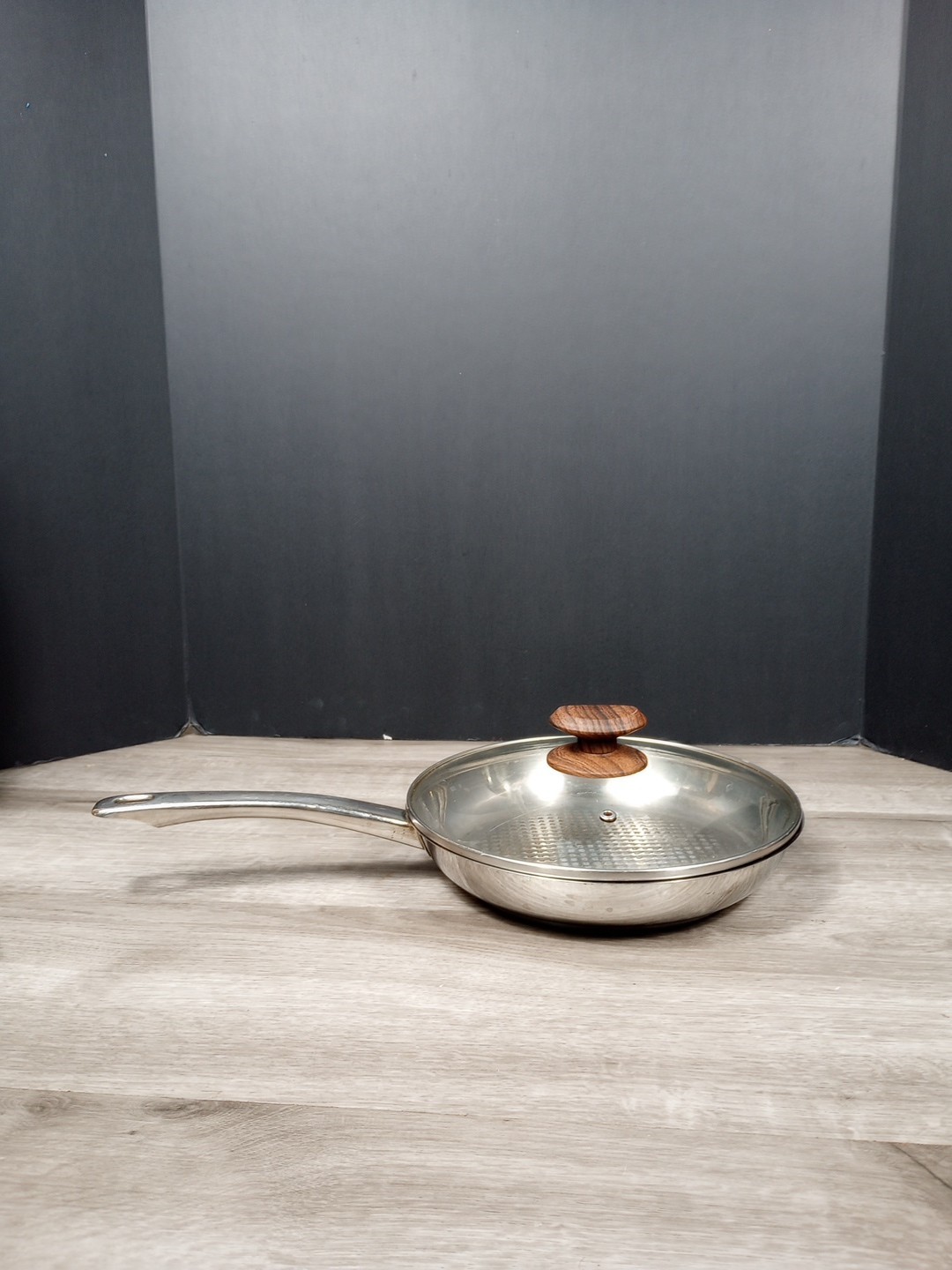 9 3/4″ Skillet Nortinox Made In Portugal 18/10 3 Ply Stainless With Glass Lid