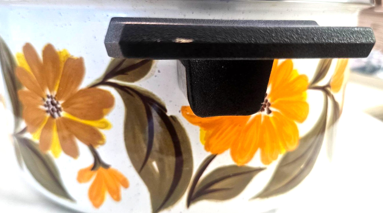 Vintage 70″s MJP Capri Enamelware Pot Orange Daisy Floral MCM Spain No Lid