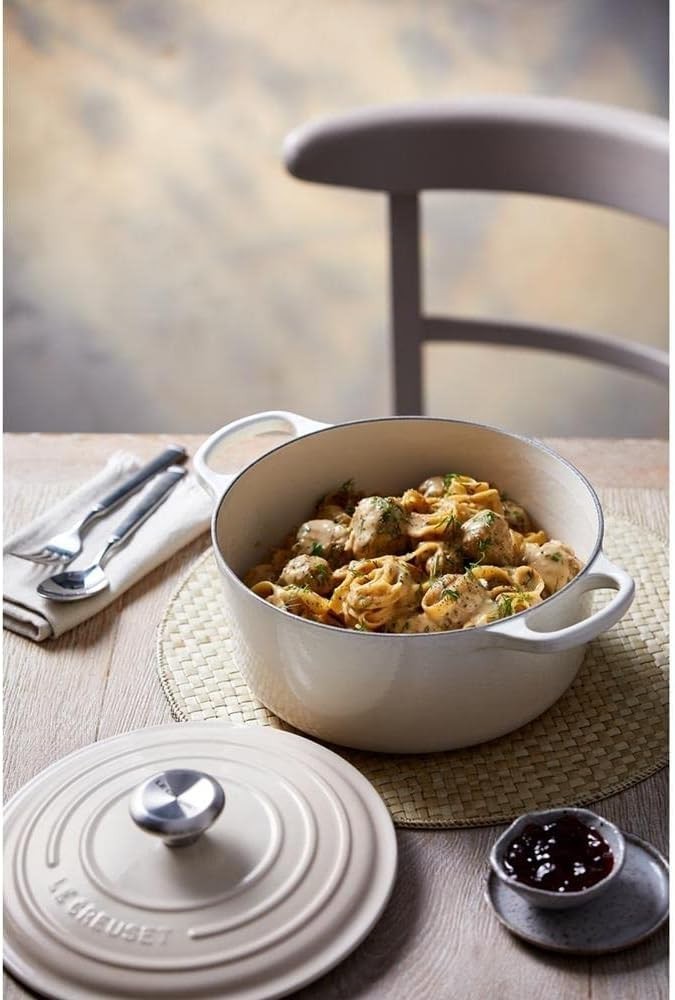 Le Creuset Signature Cocotte Ronde 18cm Merengue Cast Enamel Pot Silver Knob New