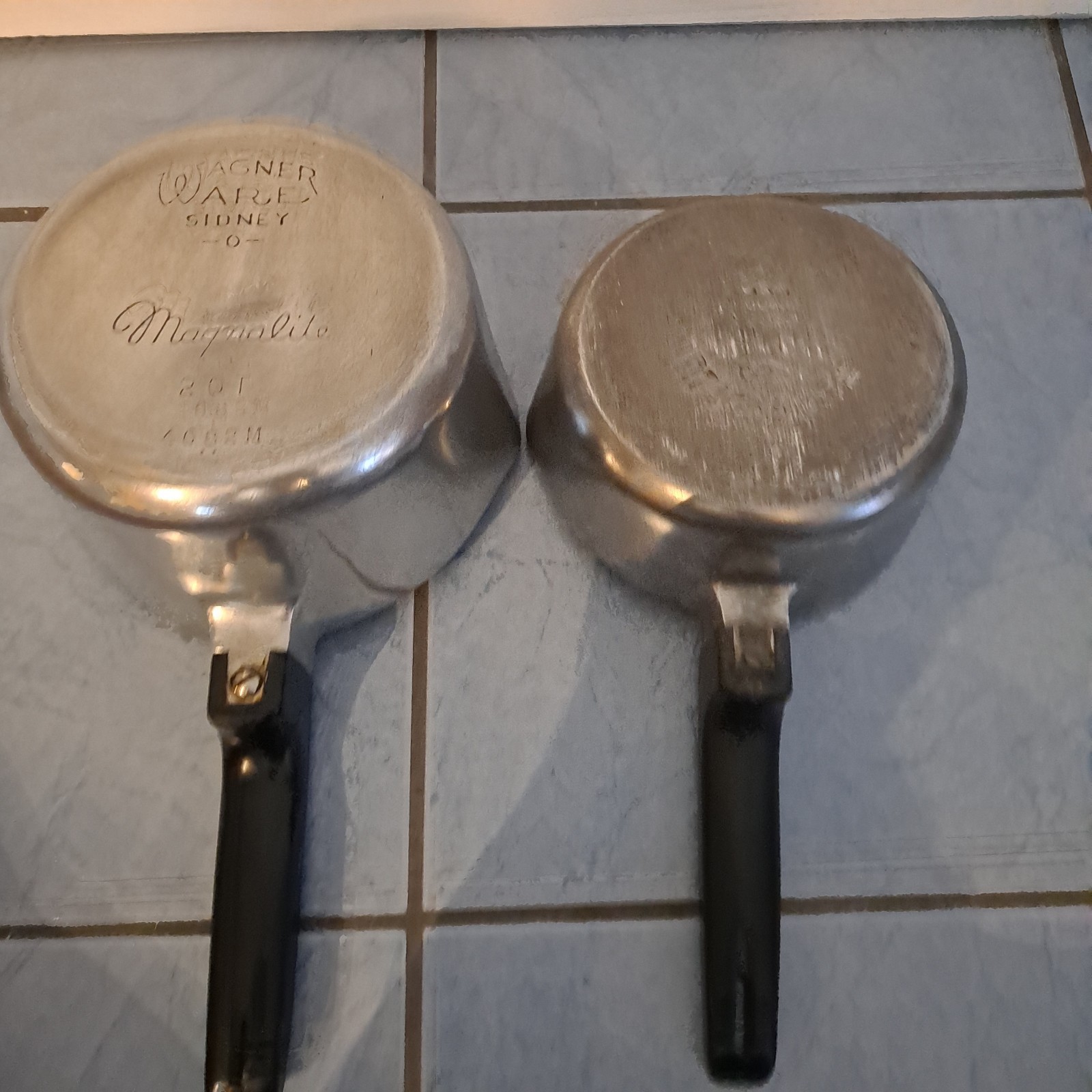 Magnalite Cookware Bundle 8 Piece(18 Piece With Lids/ Trivets) Read All Included