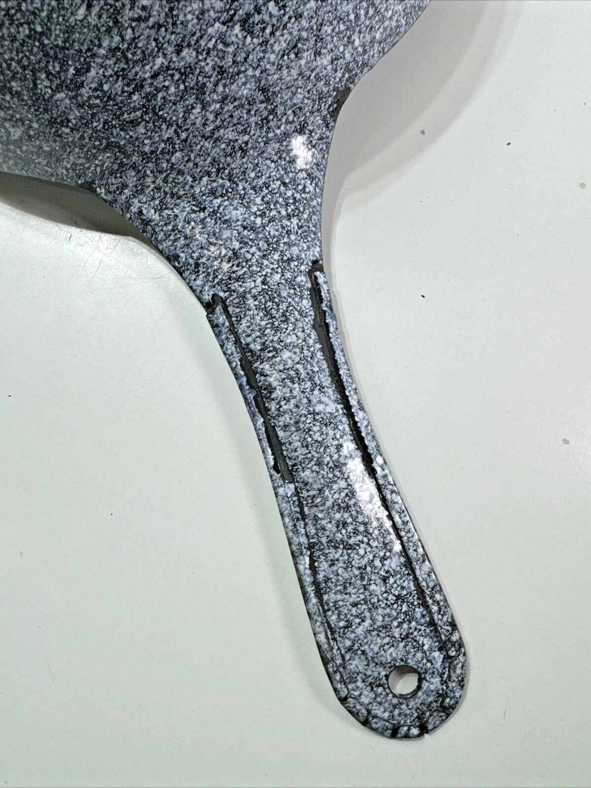 VINTAGE “QUICK MEAL 5″ GRANITEWARE 10.25” FRYING PAN LT. BLUE & BLACK