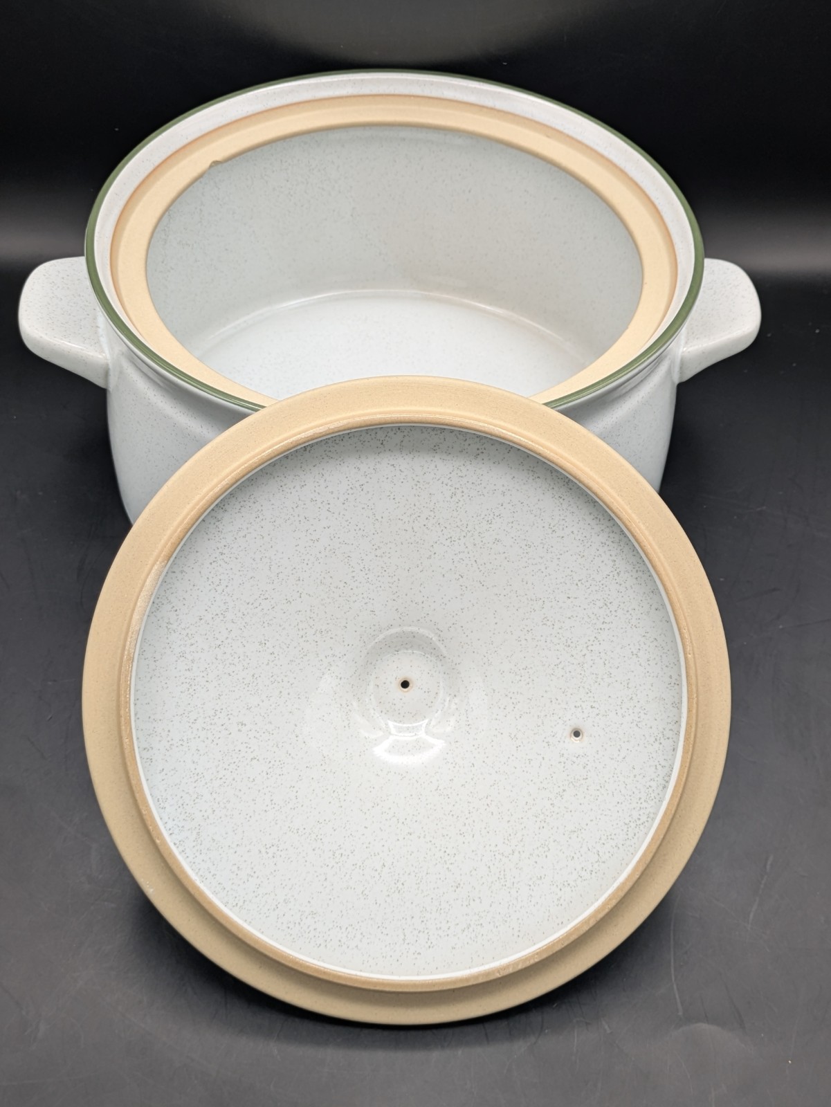 Noritake Stoneware Green Mountain Flowers 8343 Bean Pot 8″ x 6″
