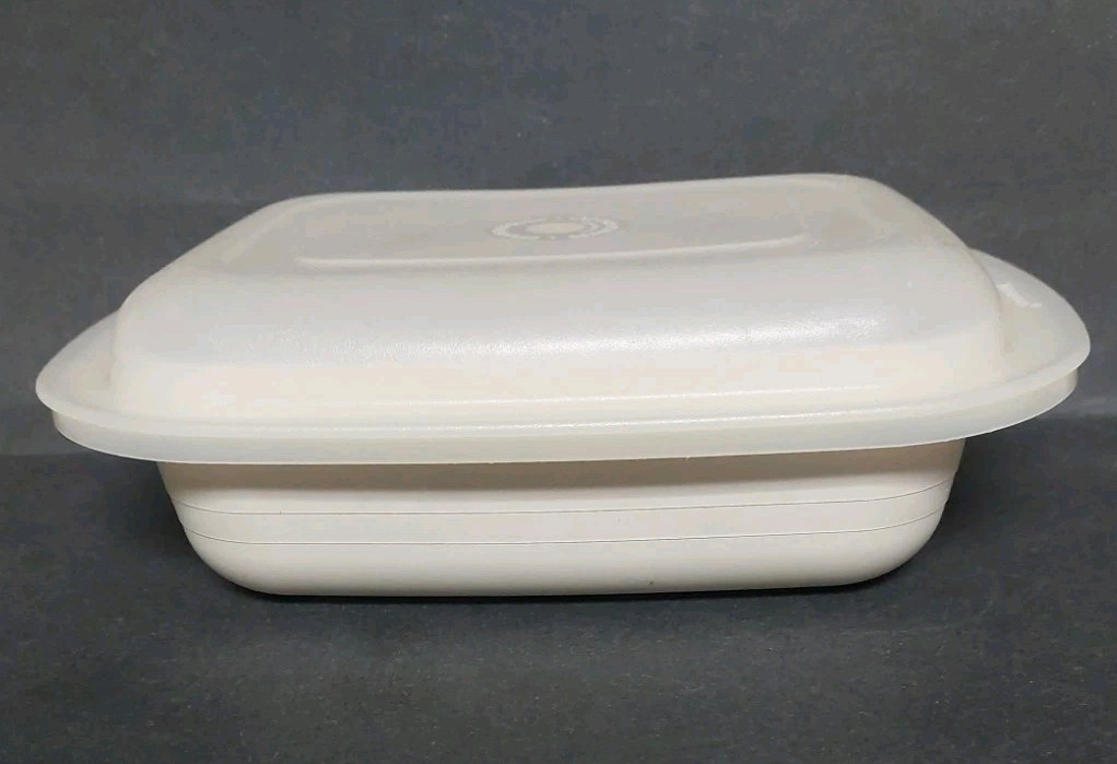 TUPPERWARE ULTRA 21 1.5 Quart OVENWARE – 2 PC – ROASTER SET – 1761 & 1783
