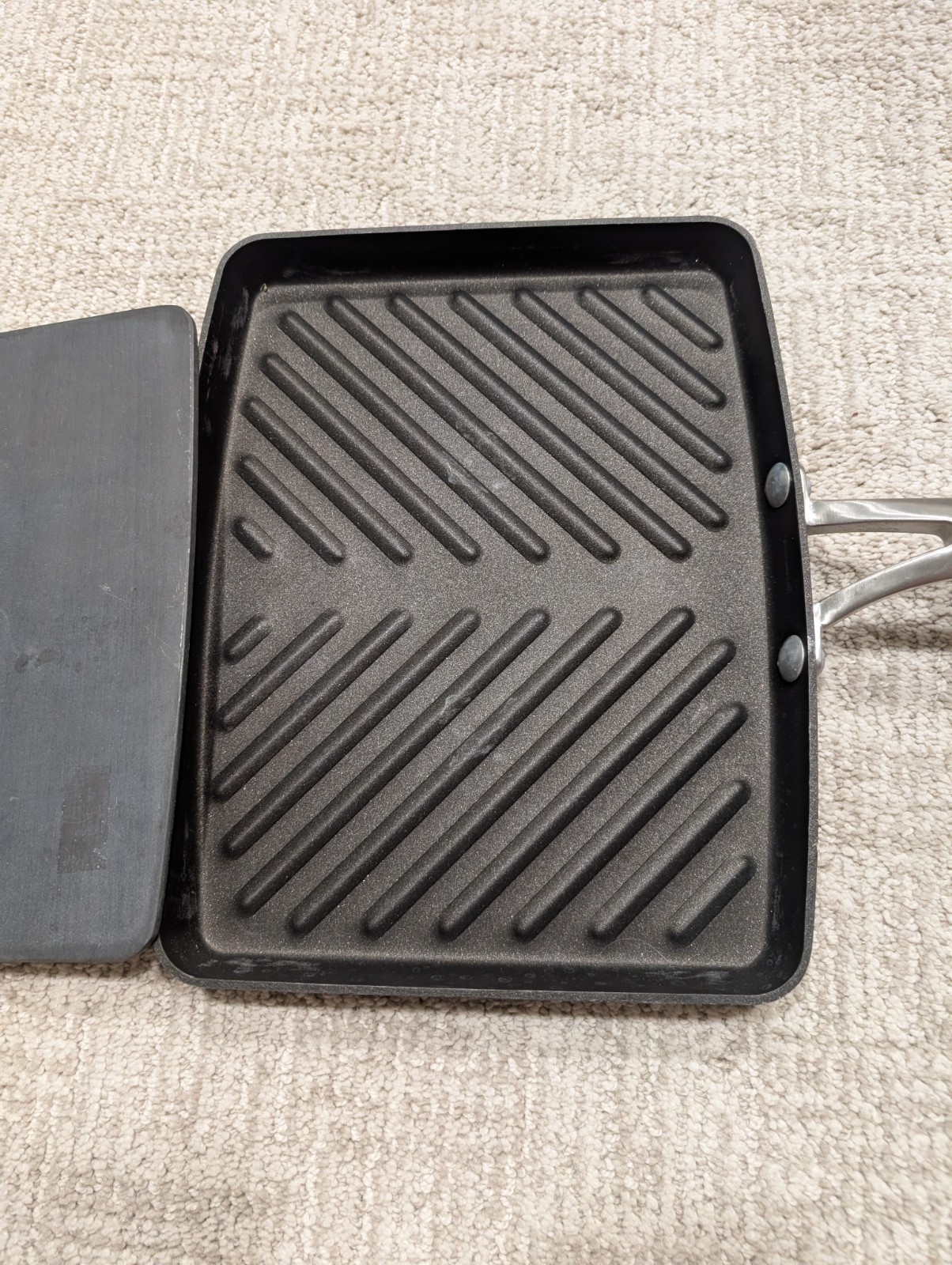 Kitchen Essentials Calphalon Set 11 x 9″ Panini Grill Pan with Heavy Grill Press