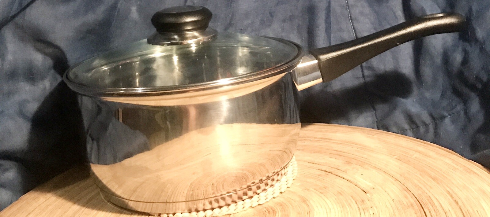 TRAMONTINA 18/10 STAINLESS STEEL COVERED POT 2 Qt. 7 3/4”ACROSS 4 3/4” DEEP