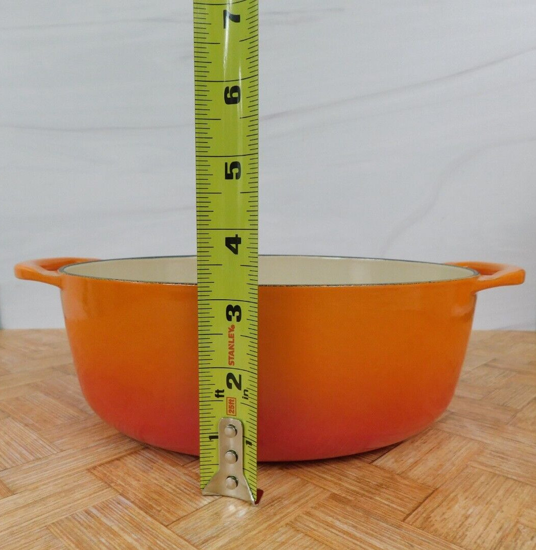 Le Creuset Cast Iron 2.75 Quart Shallow Round Dutch Oven, Flame – New