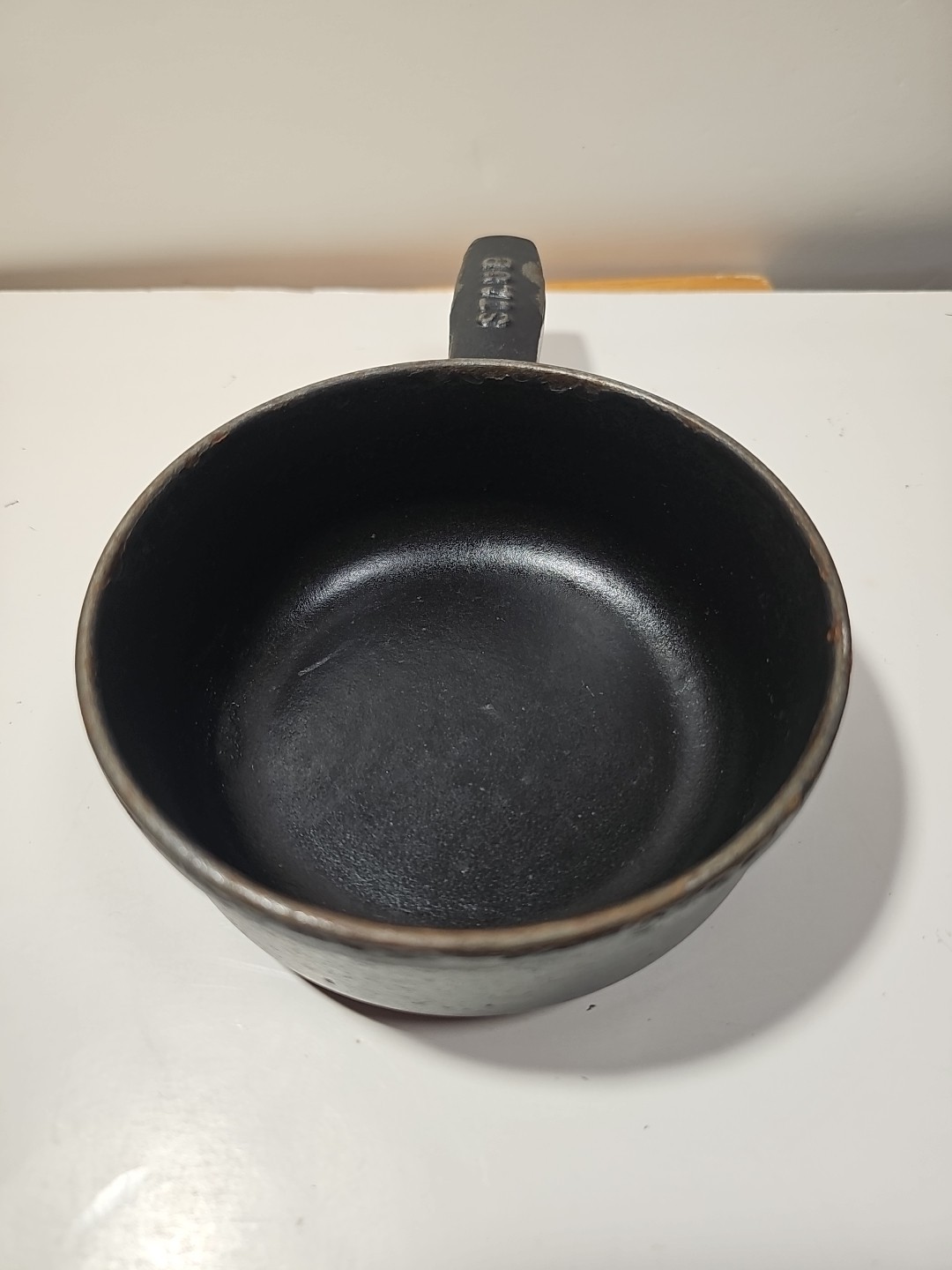 Staub Cast Iron Mini Cheese Fondue Pot-Matte Black 4.5” Diameter – Used