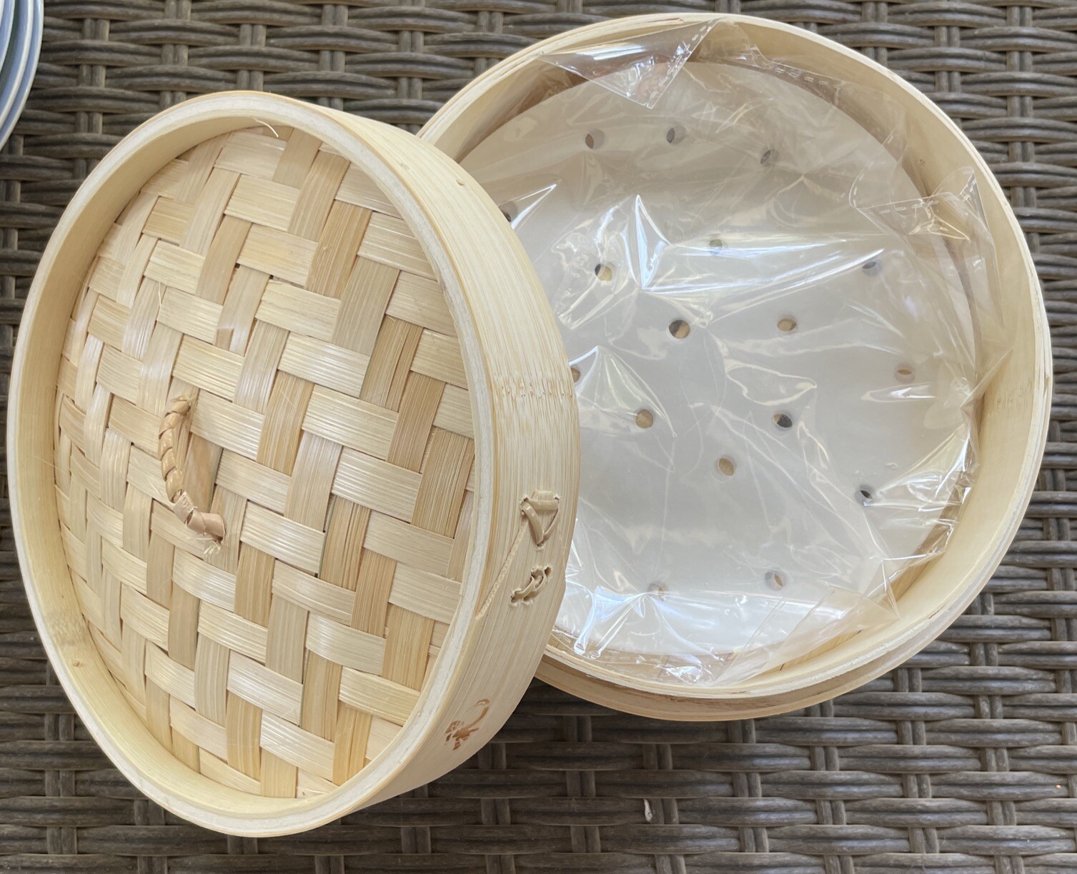 YUHO Asian Kitchen 8 Inch Bamboo Steamer Basket, Individually Box, 2 Tiers & Lid
