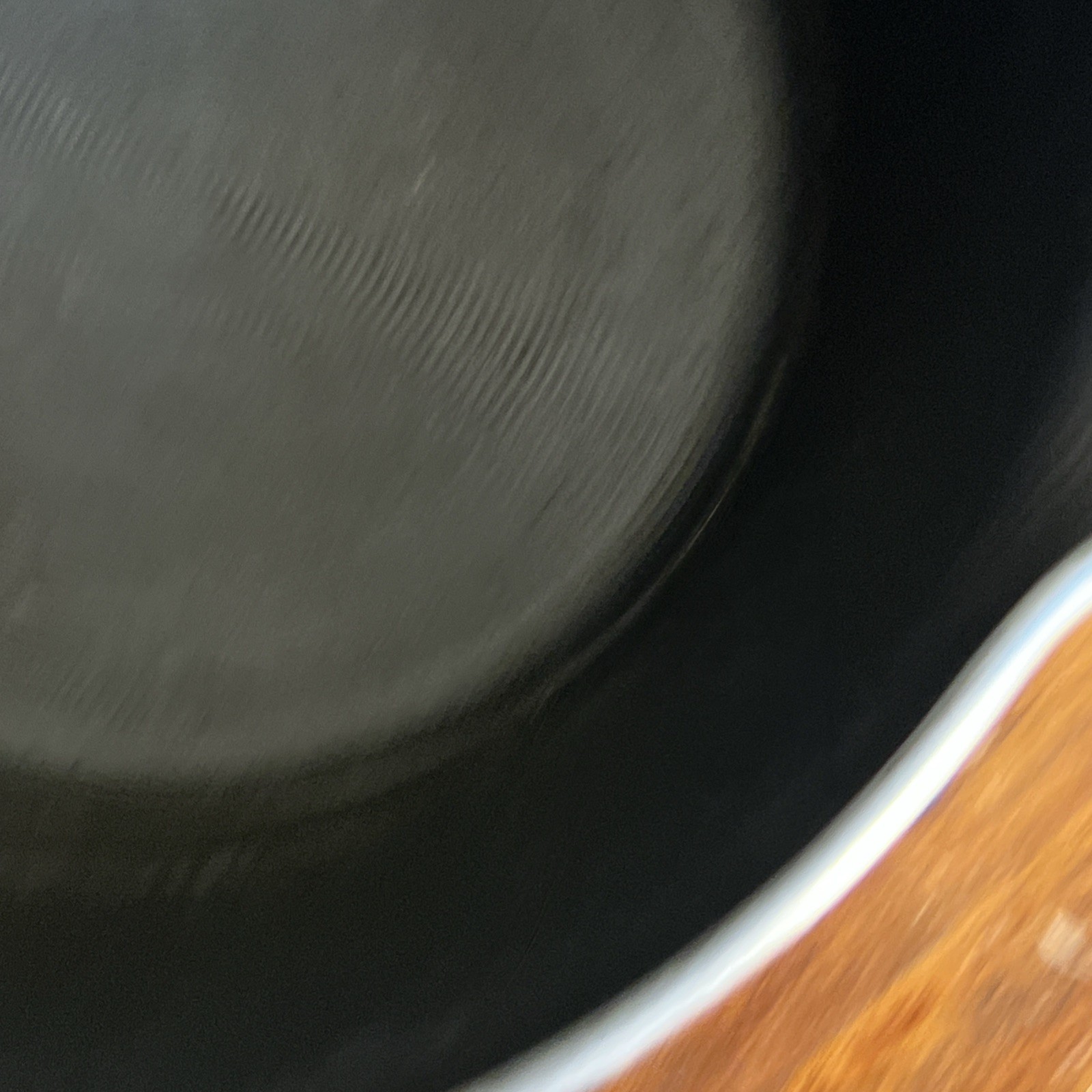 Circulon 2.5 Quart 2.4 L ~ Anodized Non-Stick Sauce Pan w/Lid ~Double Spout~READ