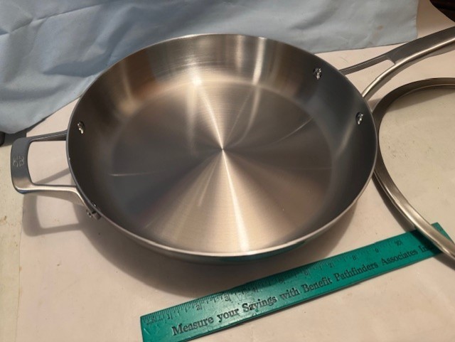 NEW Calphalon® “PREMIER” TRI-PLY STAINLESS STEEL 12″ FRY PAN W/LID + HELPERS HDL