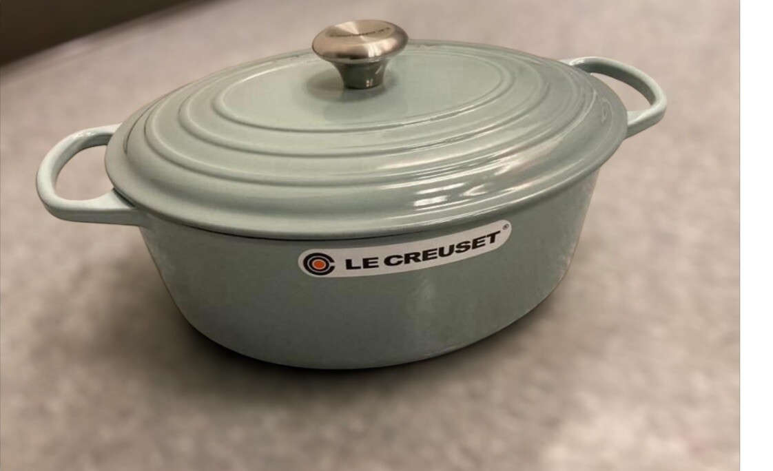 New Le Creuset Enameled Cast Iron Braiser 6.75 Qt Oval Dutch Oven Sea Salt