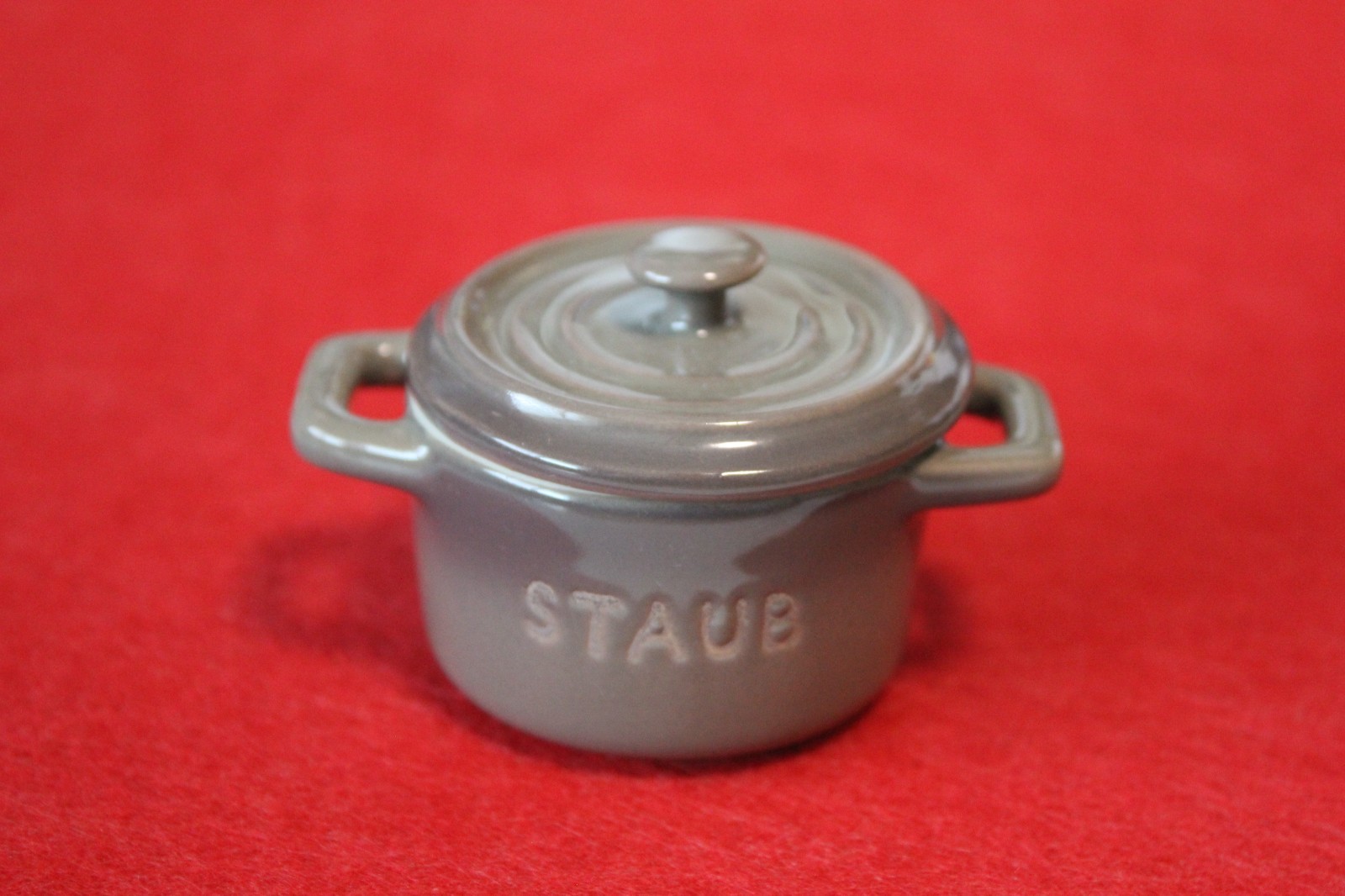 Staub Mini Stoneware Pot Coquette with Lid Super Tiny Dutch Oven Miniature 1.5″