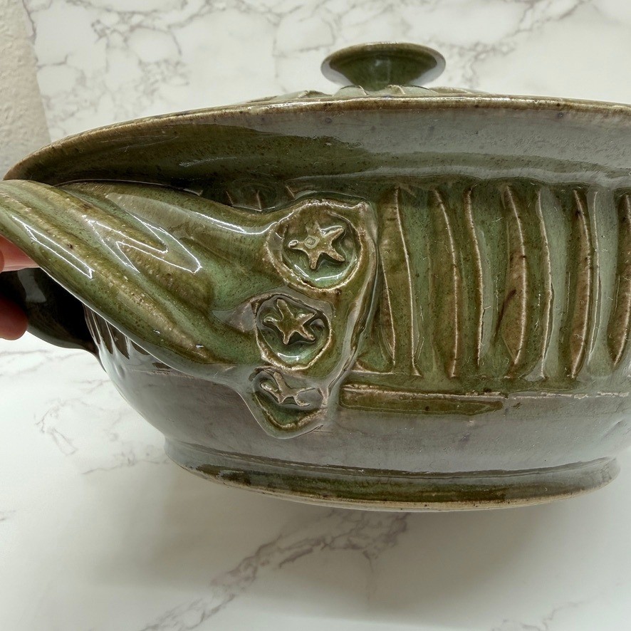Vintage Green Ceramic Baking Dish Chimney Lid Roasting Even Cooking Signed Cozy
