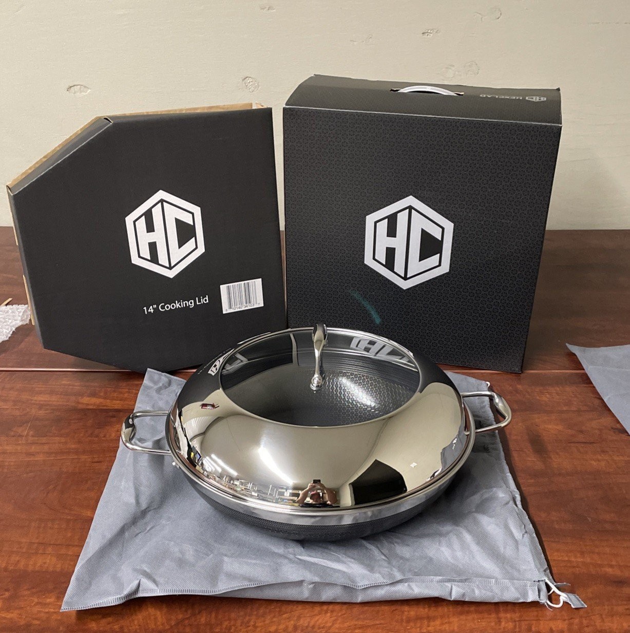 HexClad Hybrid Nonstick 14″ Inch Wok W/ Stainless Steel Lid