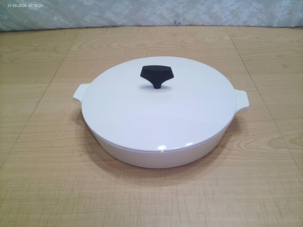 Vintage Corning Ware Buffet Server 10″ Skillet Casserole B-10 & Lid Nice Shape