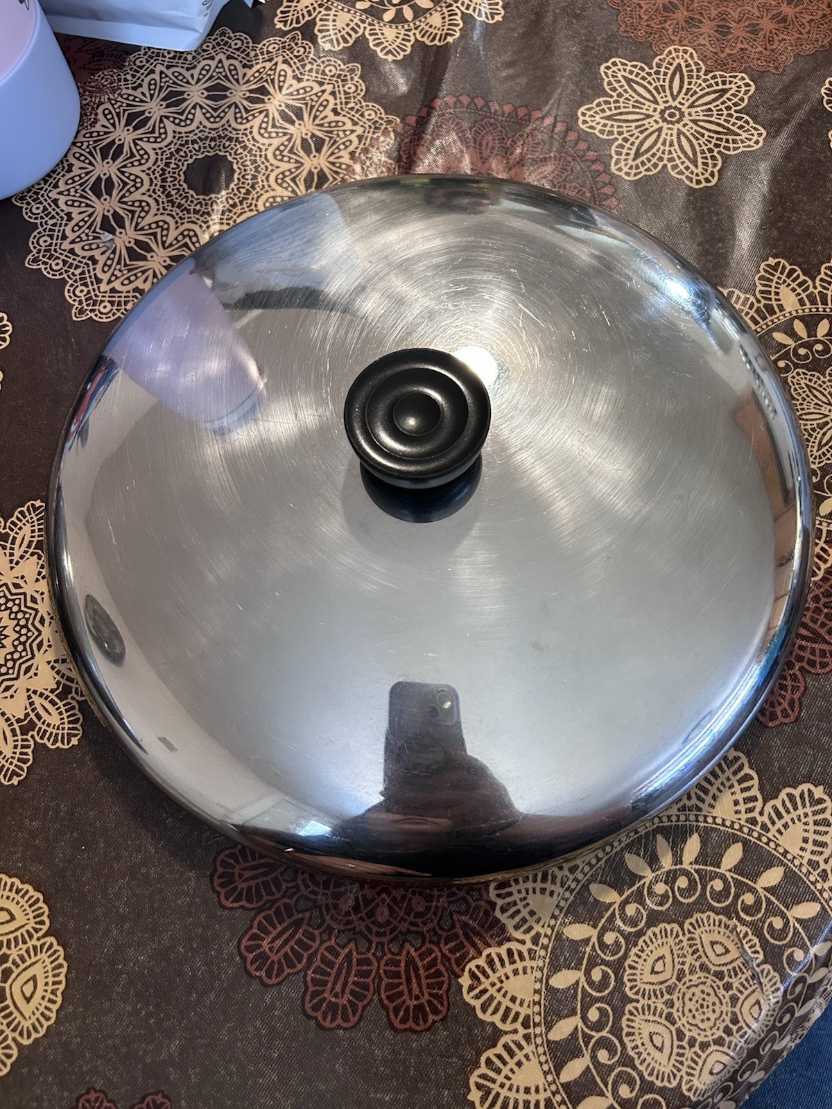 9⅝-inch Revere Ware for 9½-inch skillet or frying pan