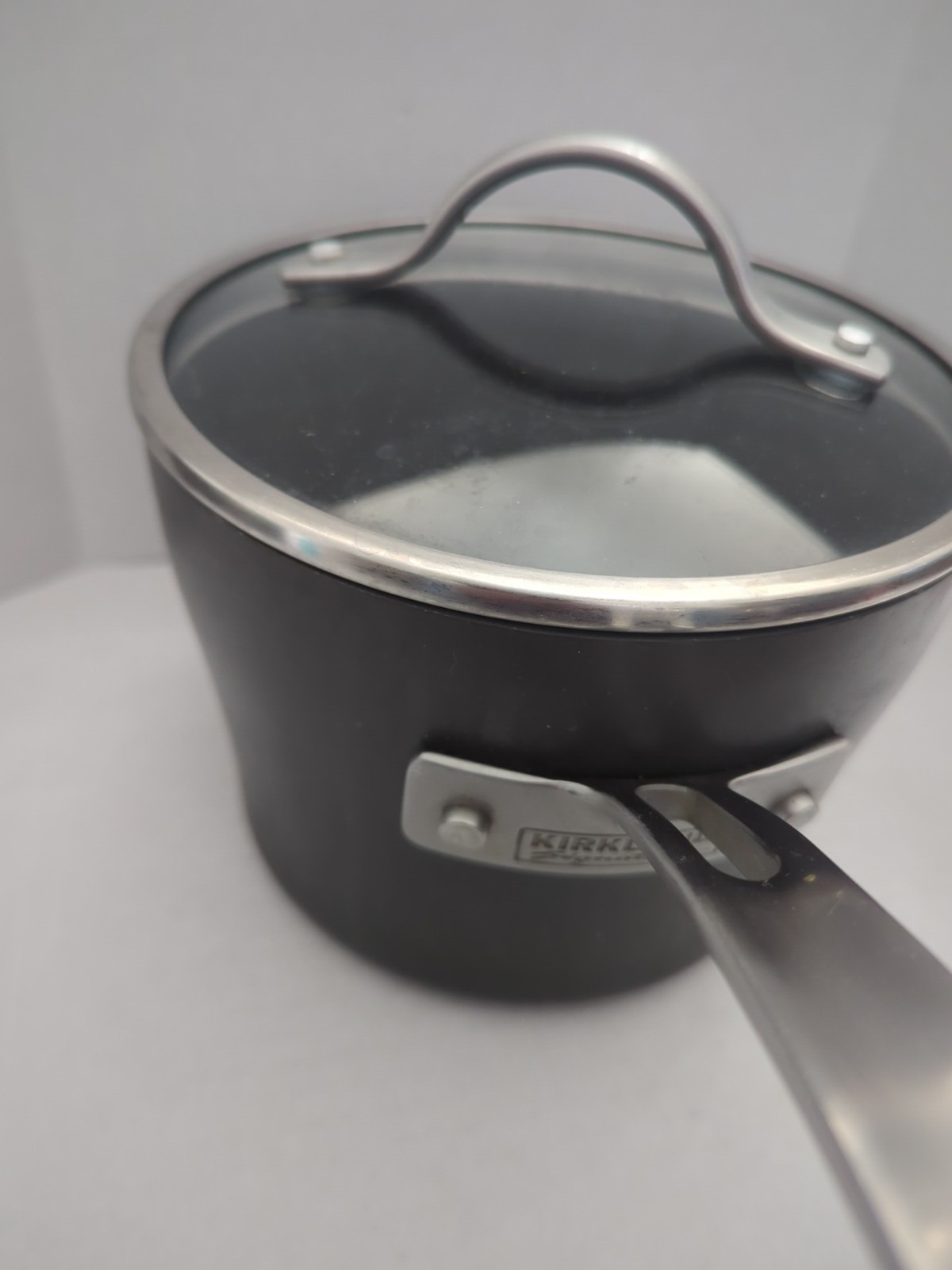 Kirkland Signature 3 qt Non-Stick Aluminum Saucepan & Lid Long Handle