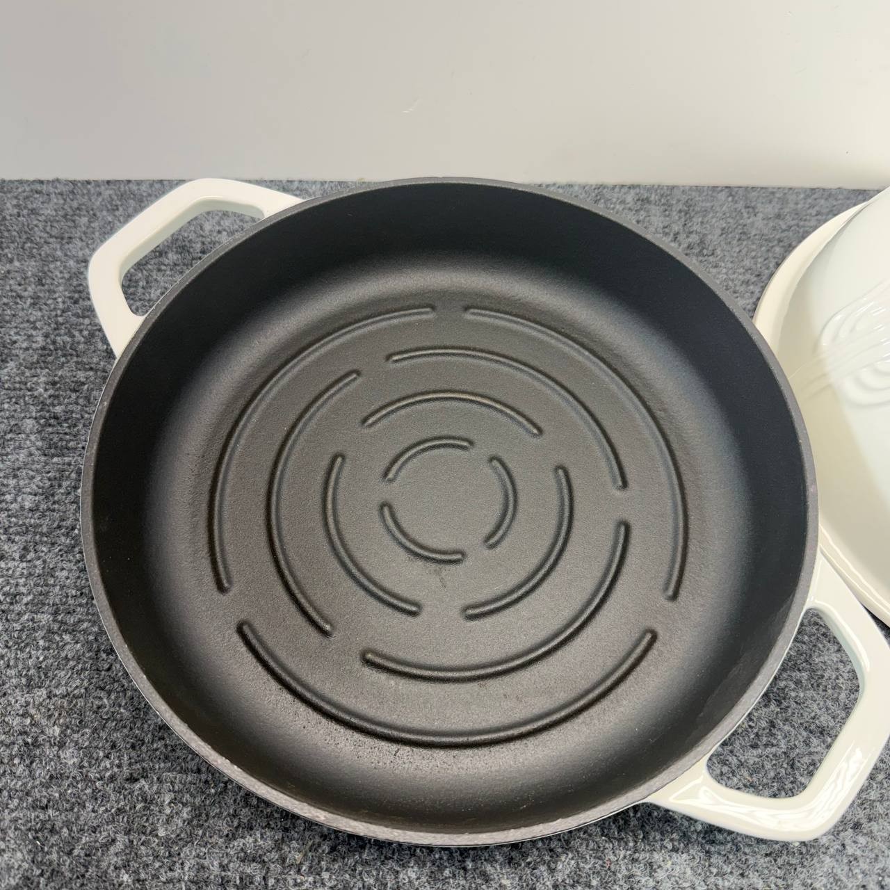 Beautiful by Drew Barrymore 5Qt Enamel Cast Iron Bread Oven 10in Desert Sun Whit
