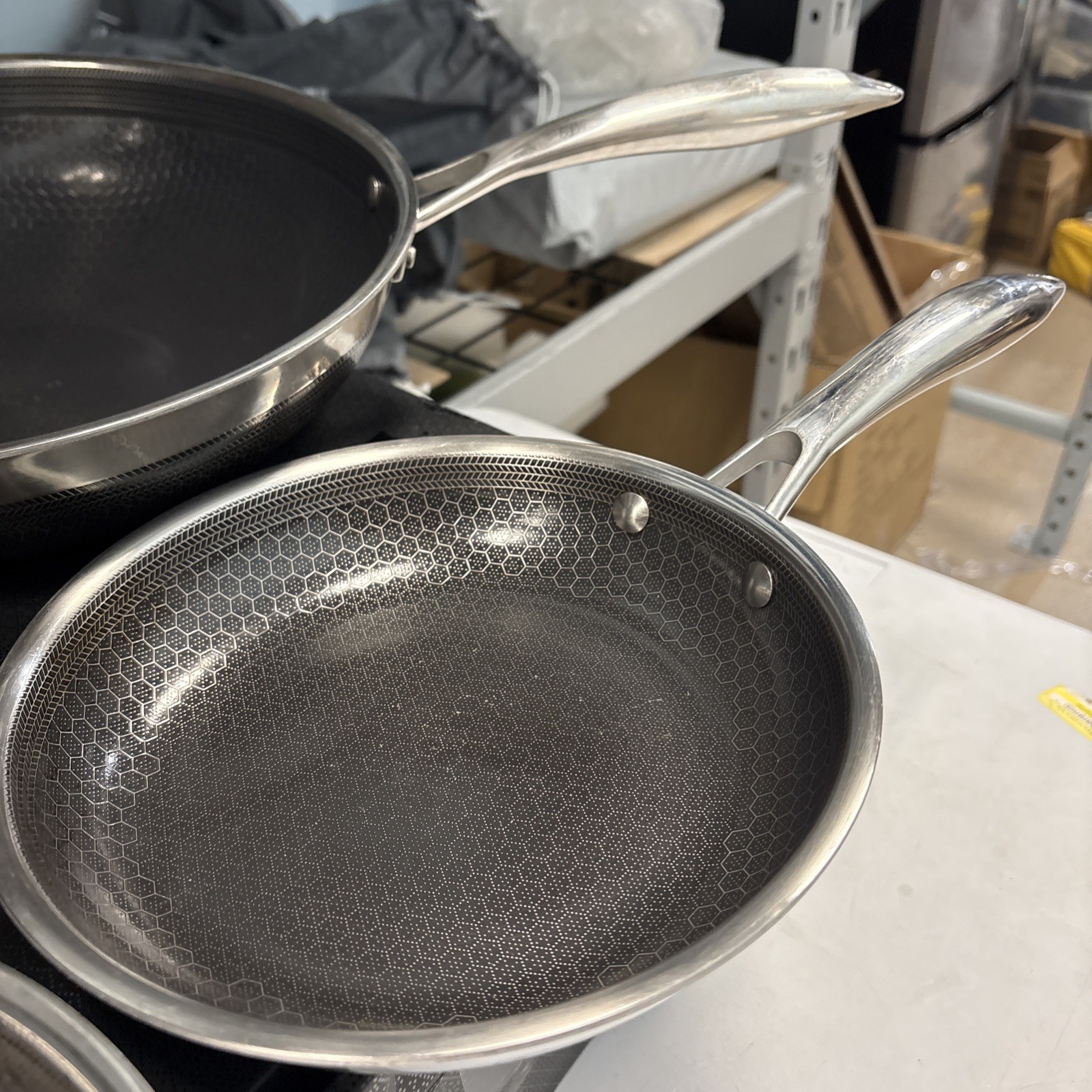 HexClad HC7 Hybrid Commercial Cookware – 7 Pieces
