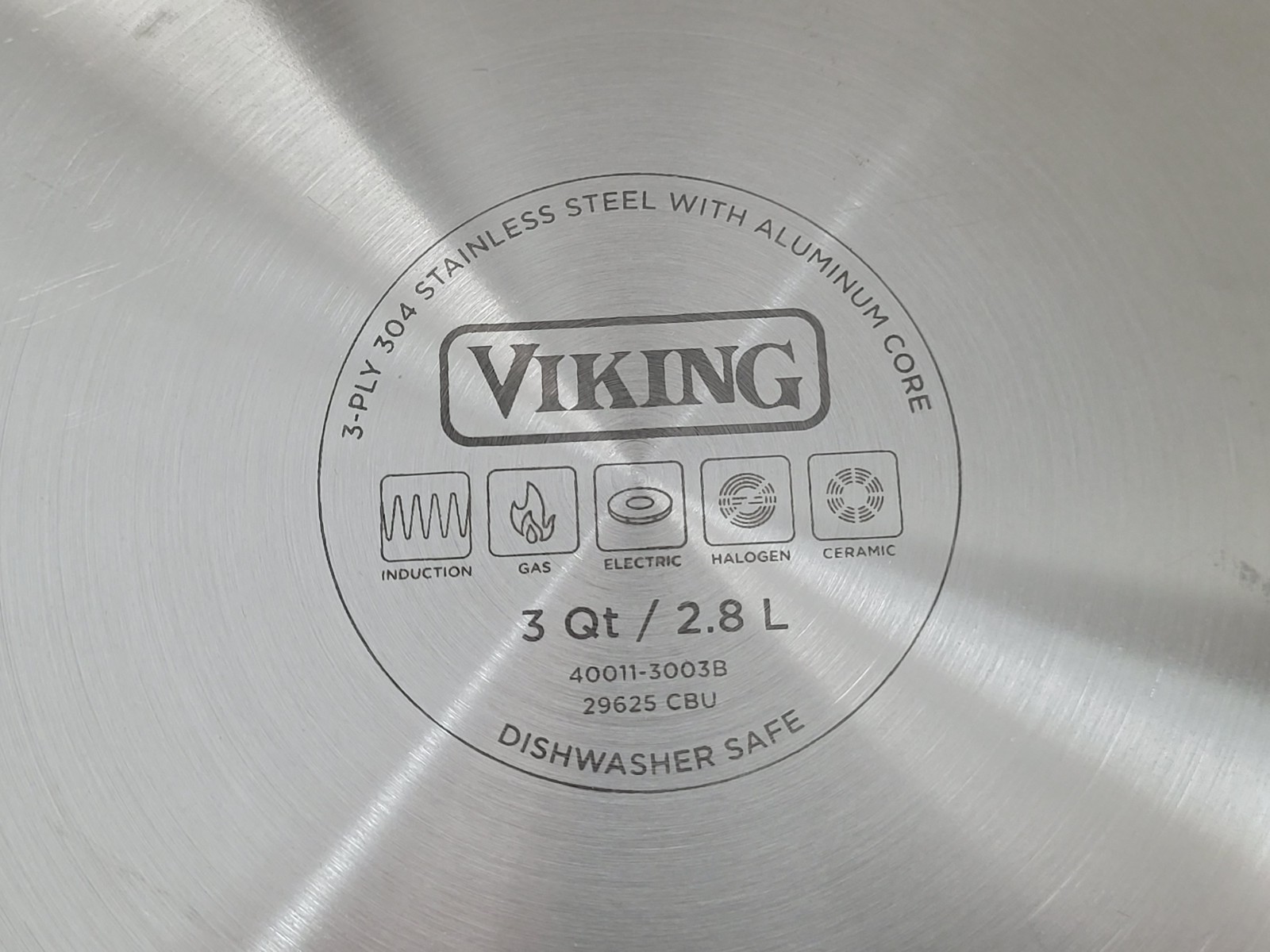 Viking 3-Ply Bonded Stainless Steel Sauce Pan Pot 3QT/2.8L With Vented Lid