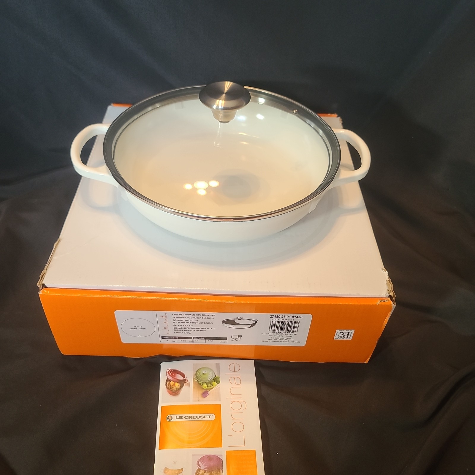 Le Creuset Enameled Cast Iron Signature Round Braiser with Glass Lid 2.25 Qt