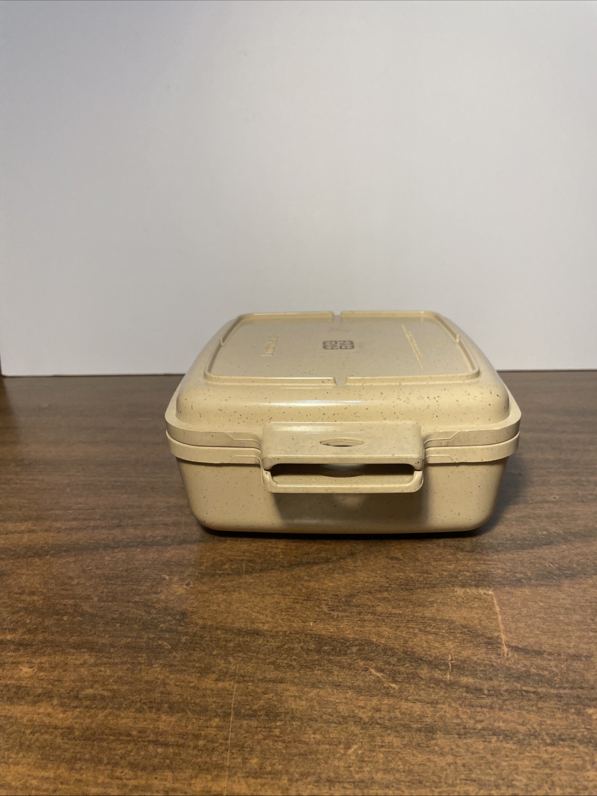 Vintage LittonWare Covered Dish Microwave Safe 1.5 Quart Used