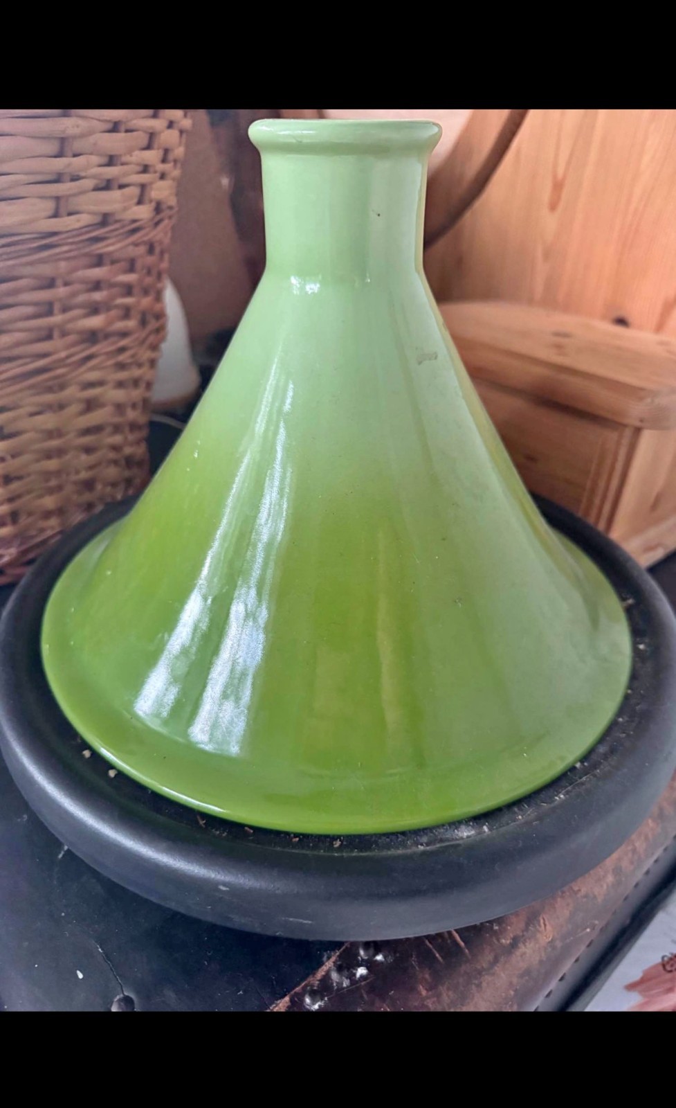 RETIRED Le Creuset Tagine #27 1.5 QT Kiwi cast iron, glazed stoneware
