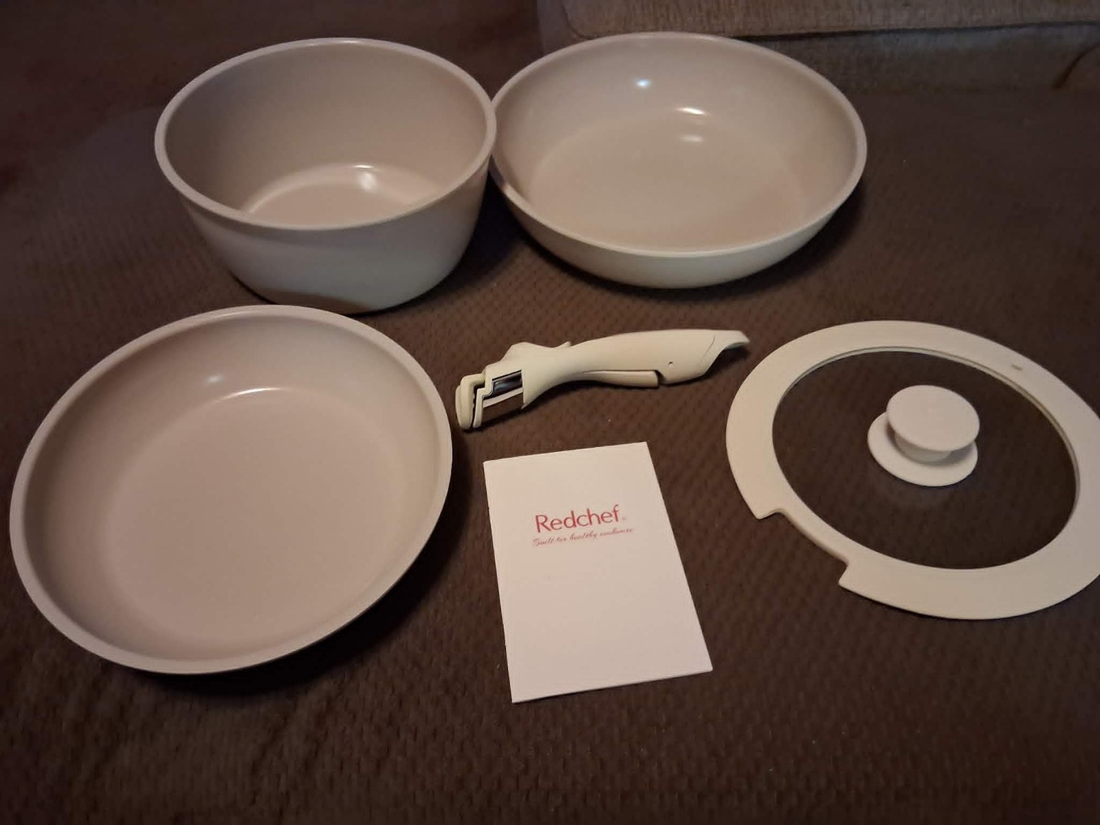RedChef 5 Piece Modern Ceramic Cookware Set – White In Box Dishwasher Safe