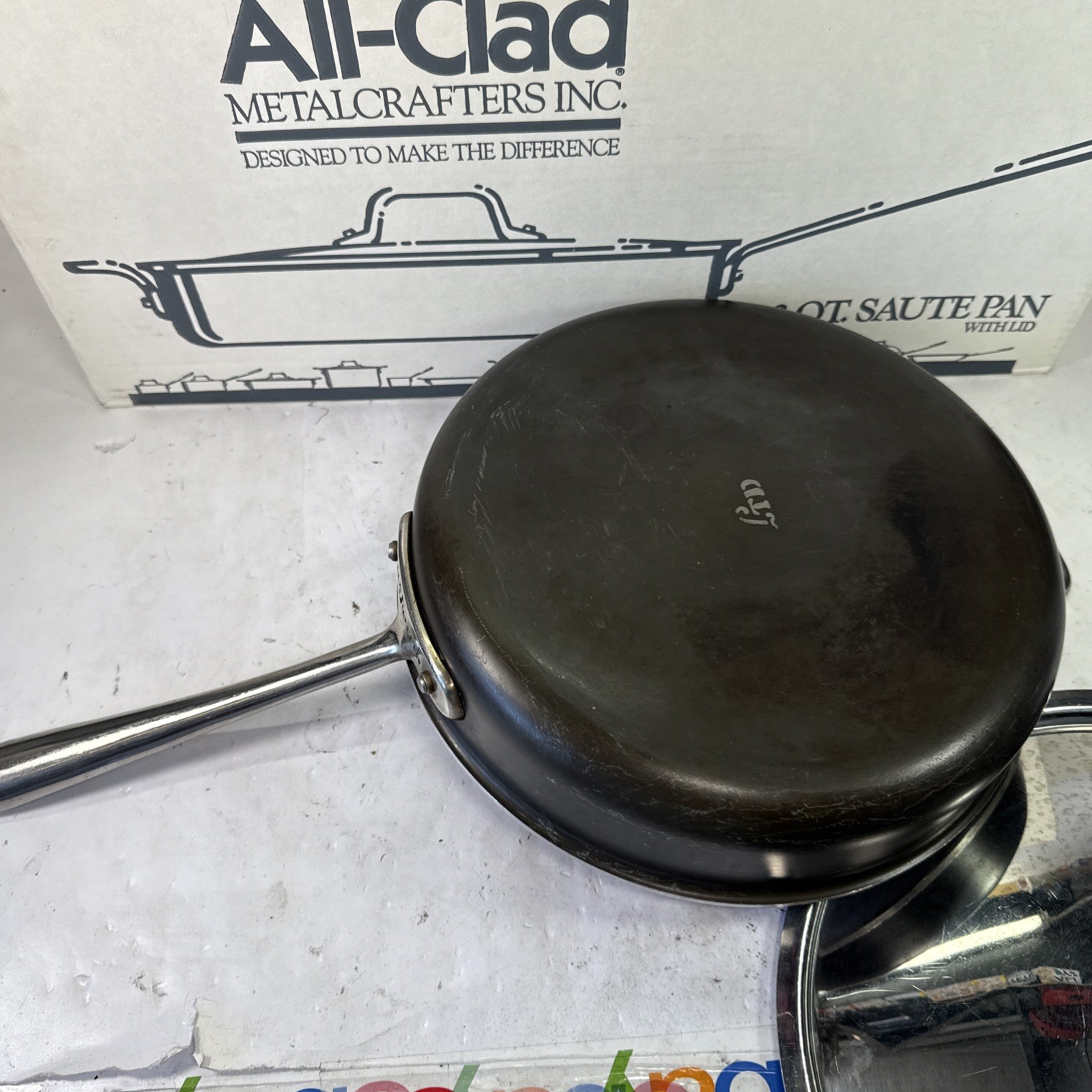 All Clad LTD Saute Pan 11″ 3qt Stainless Steel Anodized With Lid & Box Not Flush