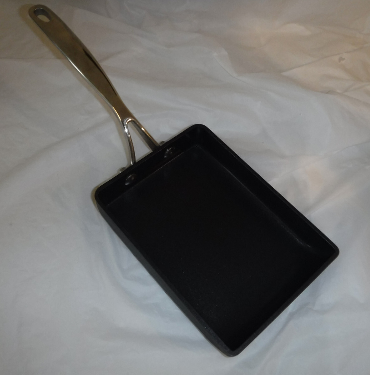 Technique Hard Anodized Nonstick 7.25″ X 5.25″ Square Frying Pan GUC