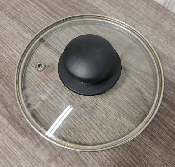 5.5” Glass Pot Lid Only Black Plastic Handle