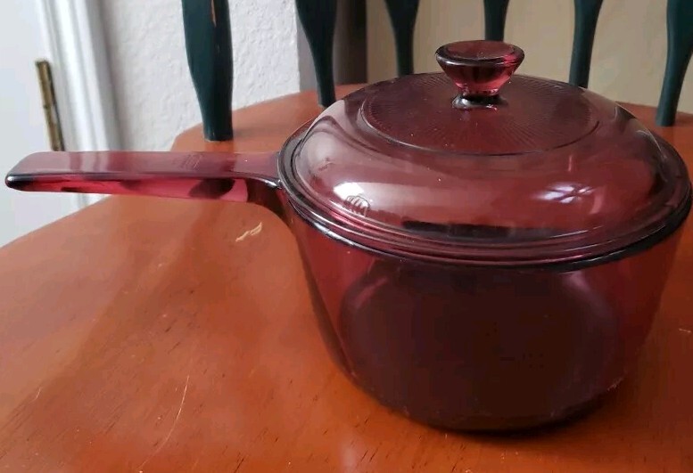 CORNING Cranberry Glass VISIONS Cookware – 1 L Saucepan Pour Spout & Pyrex Cover