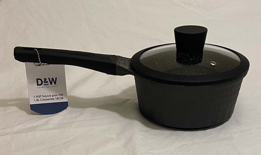 D&W Deane & White 1.9qt Saucepan NonStick W/Lid 7” /Black NWT