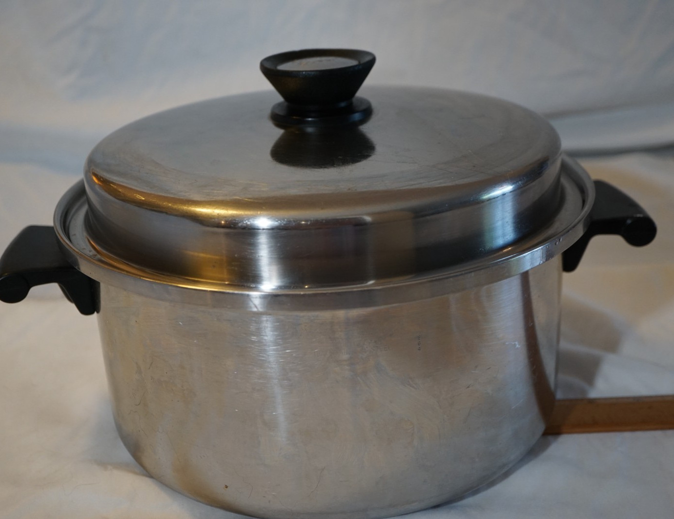 AMWAY QUEEN MULTI-PLY 18/8 STAINLESS STEEL 6 QT STOCKPOT DUTCH OVEN W/ LID USA