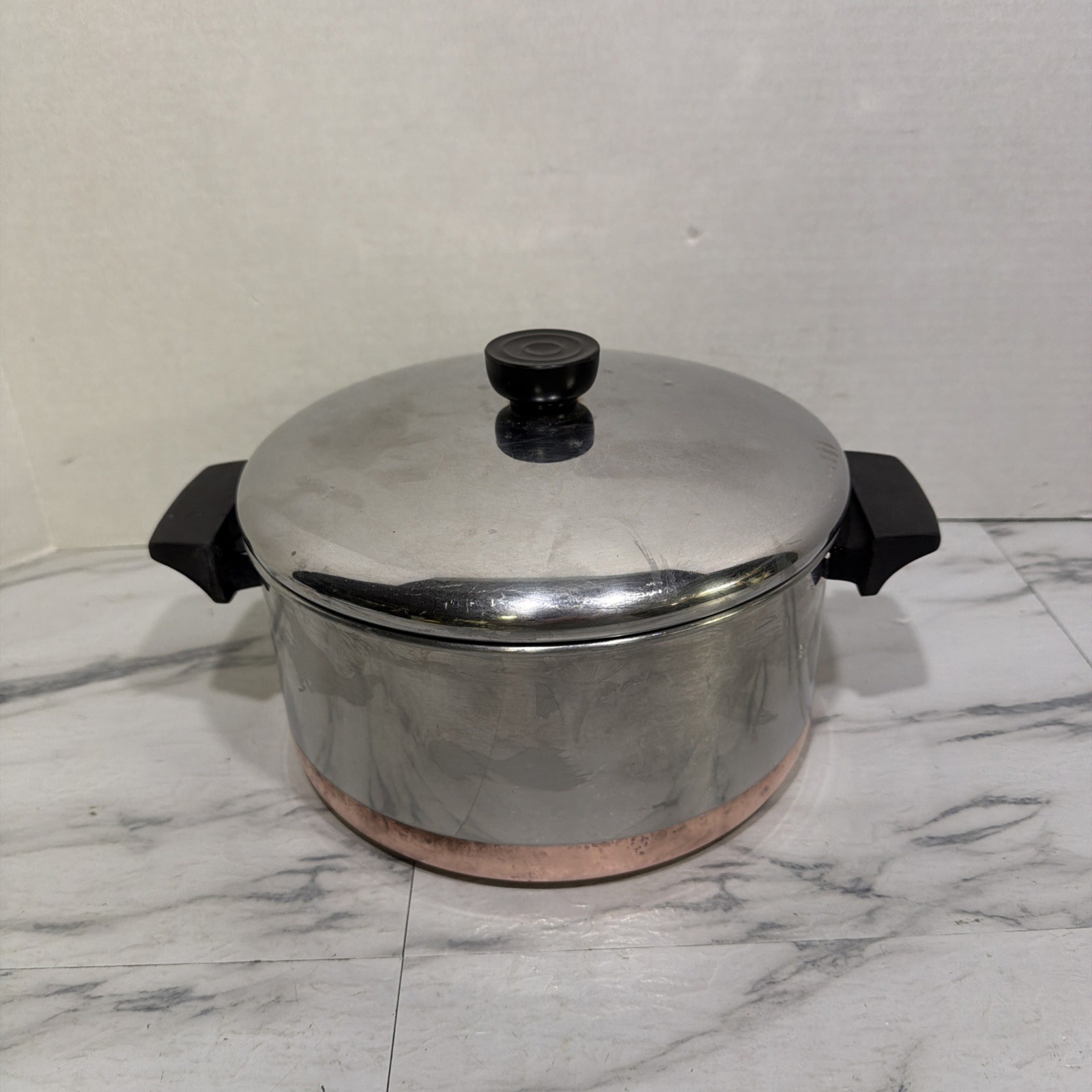 Revere Ware 4.5 Qt Stock Pot, Lid Copper Bottom Stainless Steel