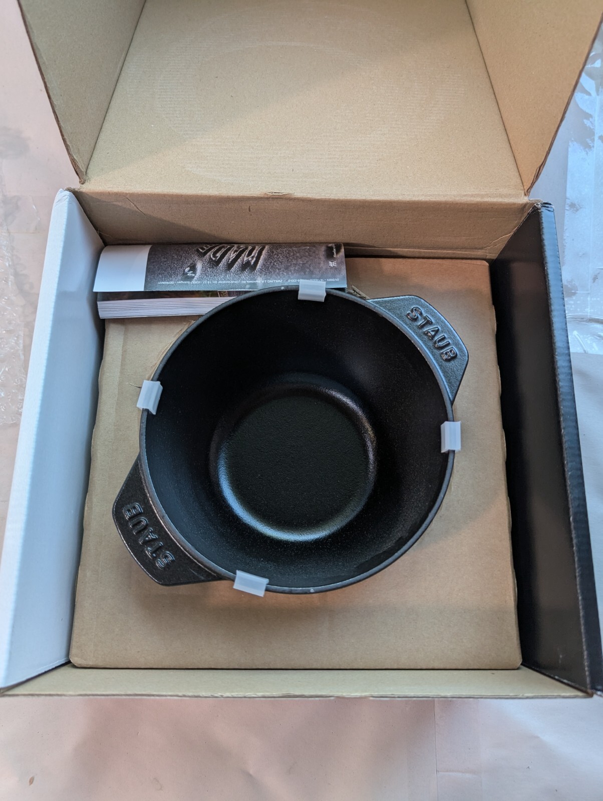 Staub Cast Iron 1.5-qt Petite French Oven – Matte Black