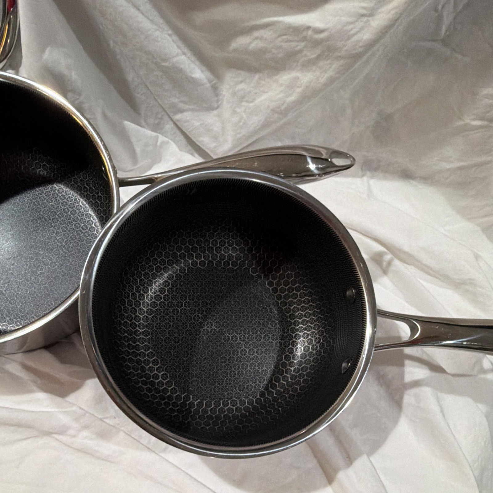 Hexclad Hybrid Nonstick 2 QT Quart Saucepan Pot 7″ Glass Lid Cookware