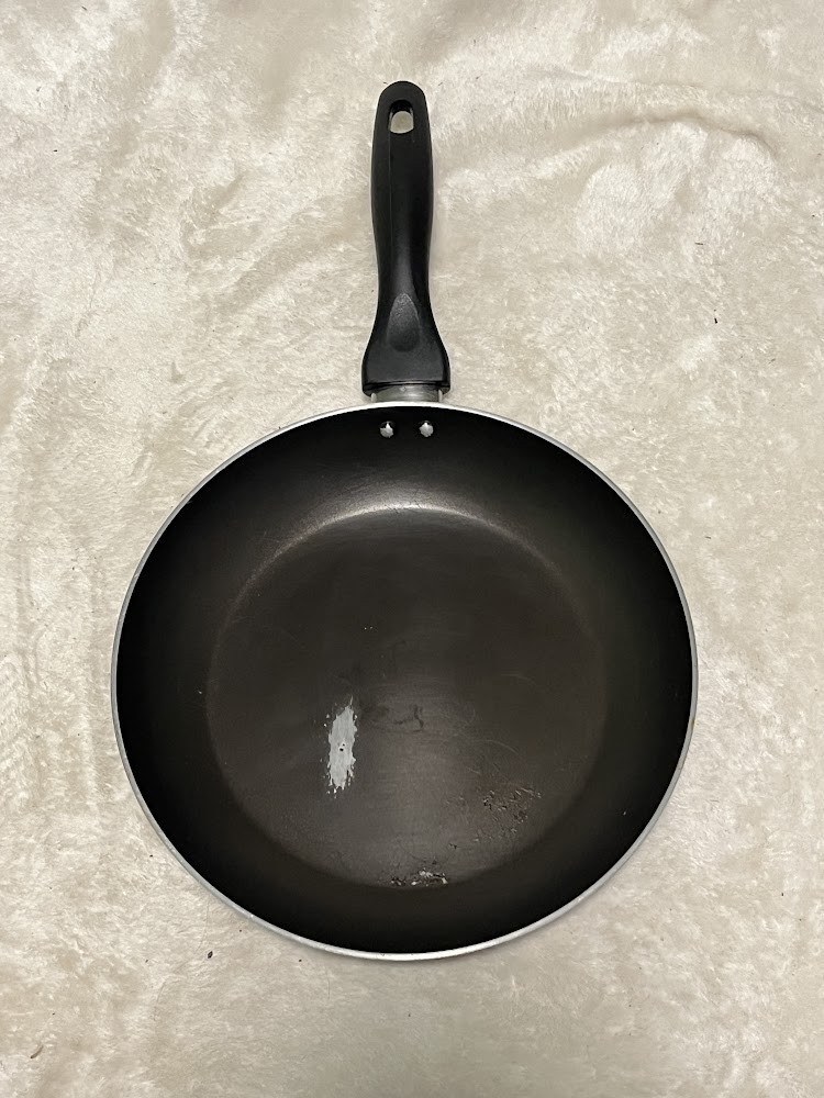 T-fal Tefal 10.25 in Nonstick Round Frying Pan Skillet Black Aluminum