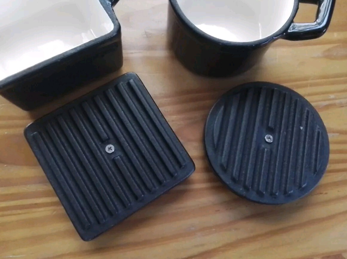 Rare Technique 4 Piece Mini Black Enameled Cast Iron Cooking Pots No Box