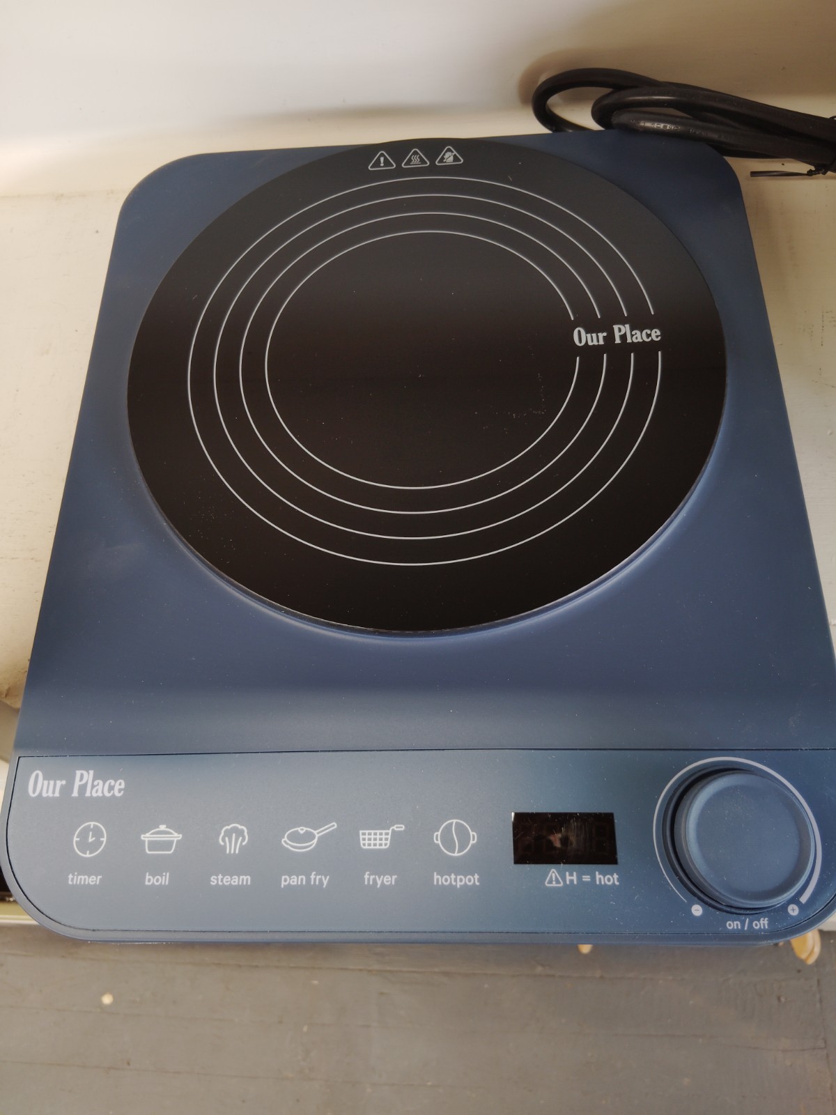 OUR PLACE INDUCTION PLATE & PERFECT POT + 5.5QT BUNDLE COOKTOP SET BRAND NEW