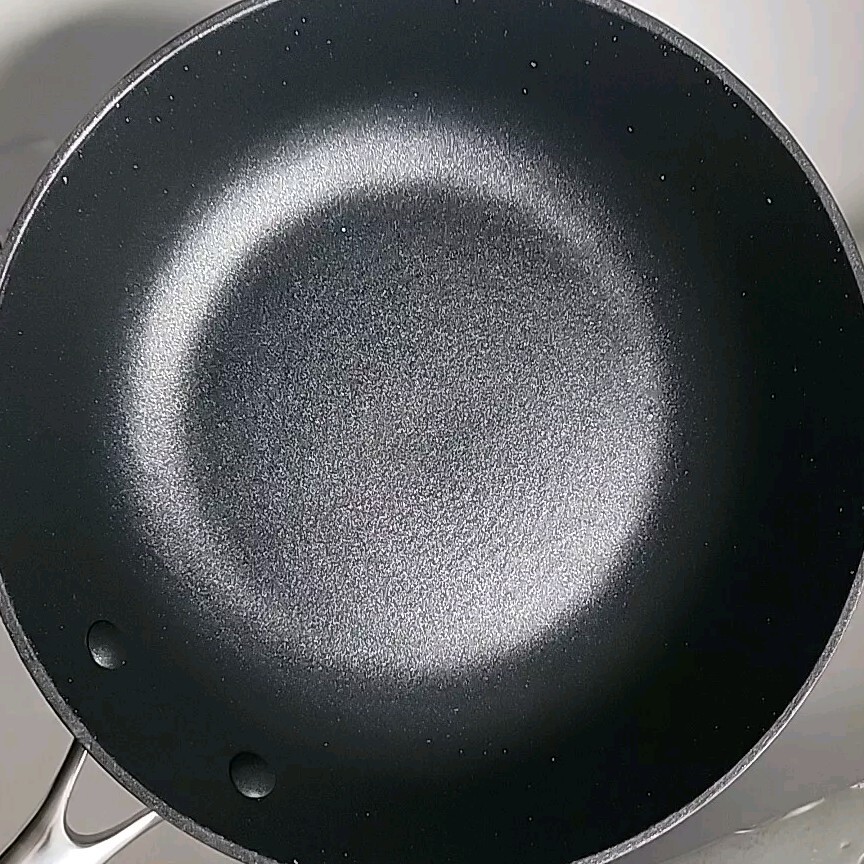 TECHNIQUE Cast Iron Nonstick Skillets 8, 10″ Teflon Coated Blue Pans (no lid)