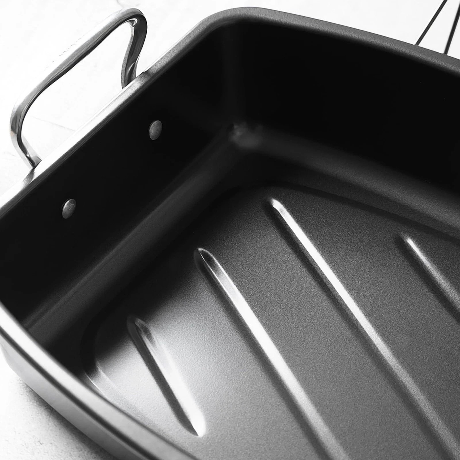 17 x 13 inch Roasting Pan with Rack, 20-25 lb Large Turkey Roasting Pan for O…
