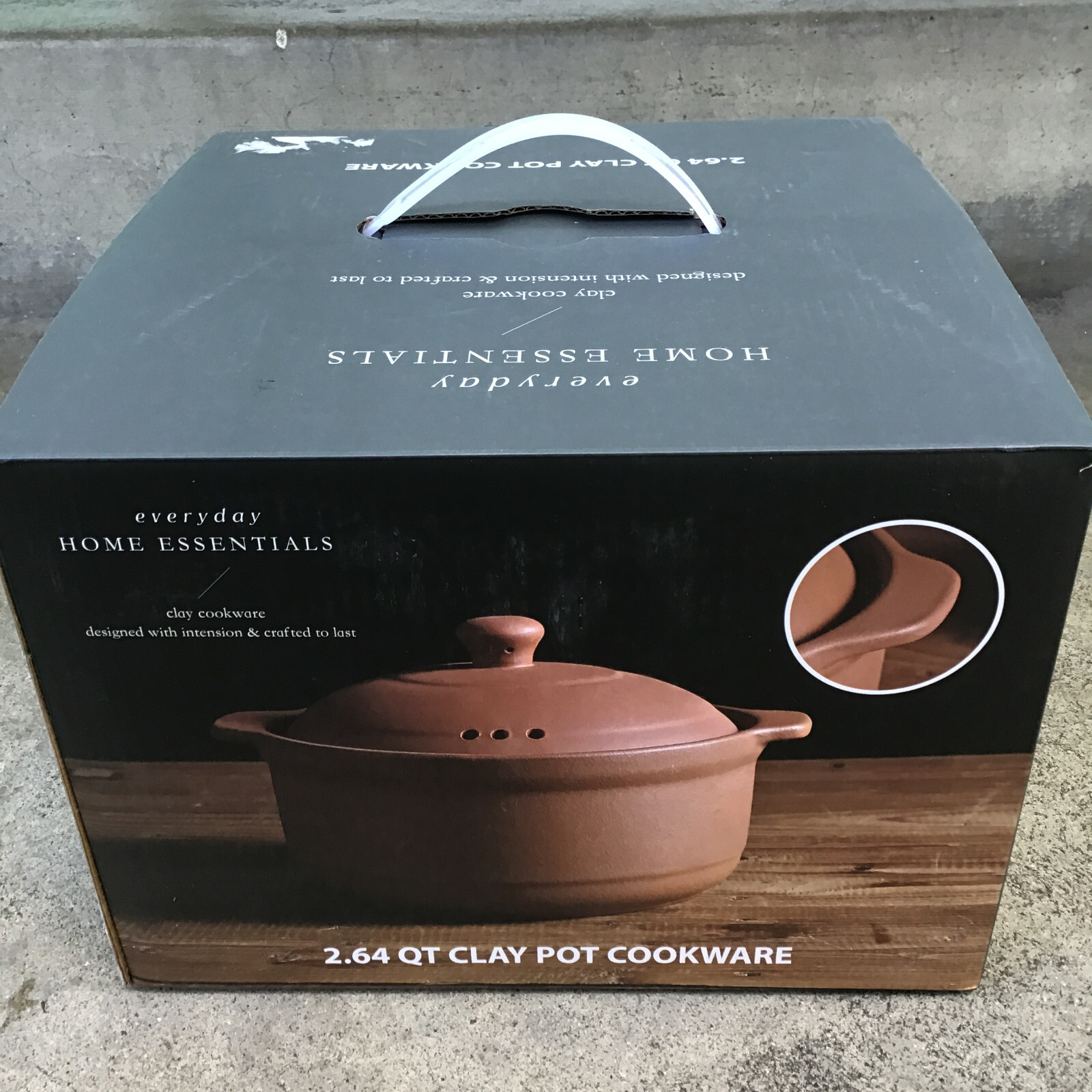 Home Essentials 2.64 QT Brown Clay Pot Cookware For Gas Wood Oven Stoves