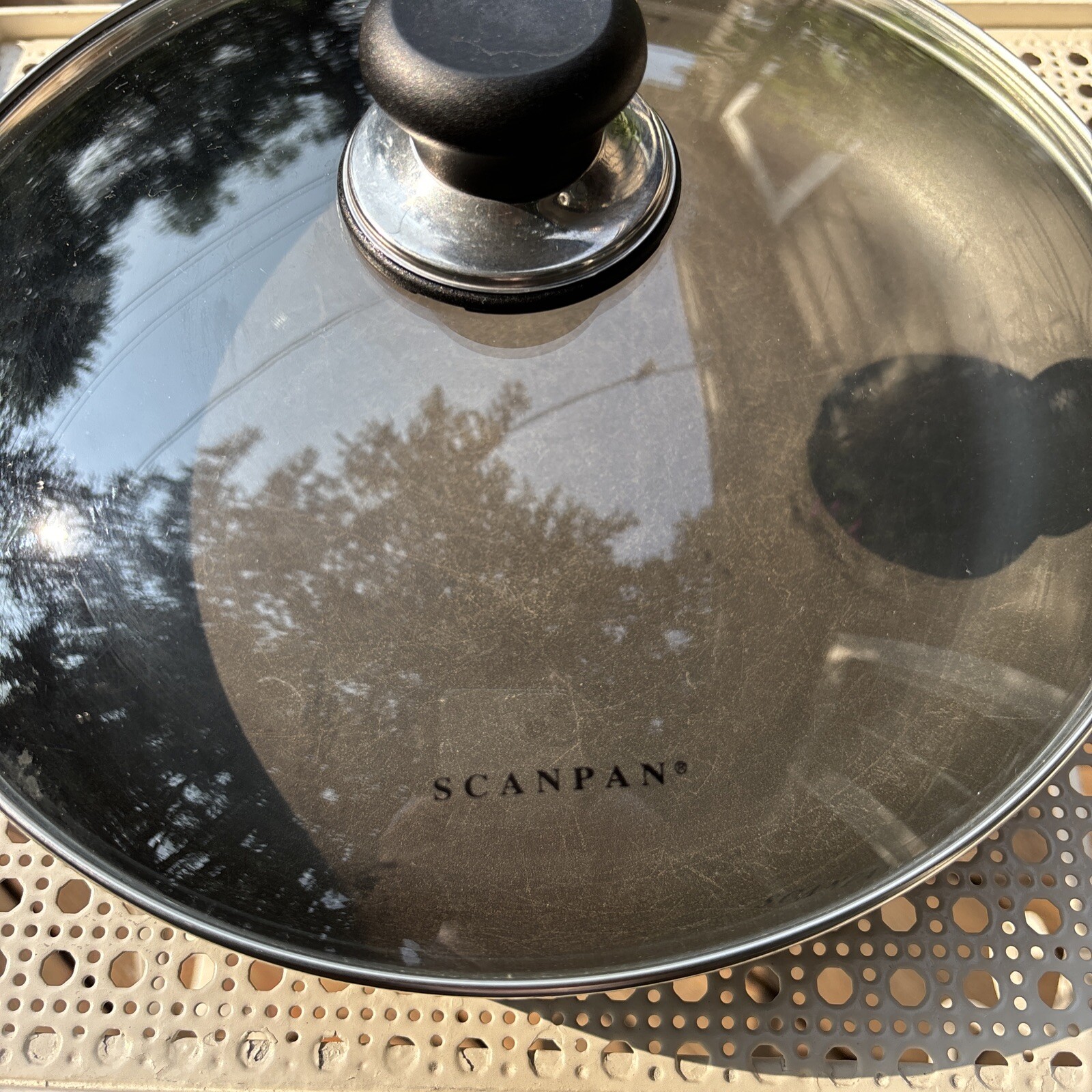 2001 Scanpan 11 in. Non Stick Titanium Fry Pan with Glass Lid*