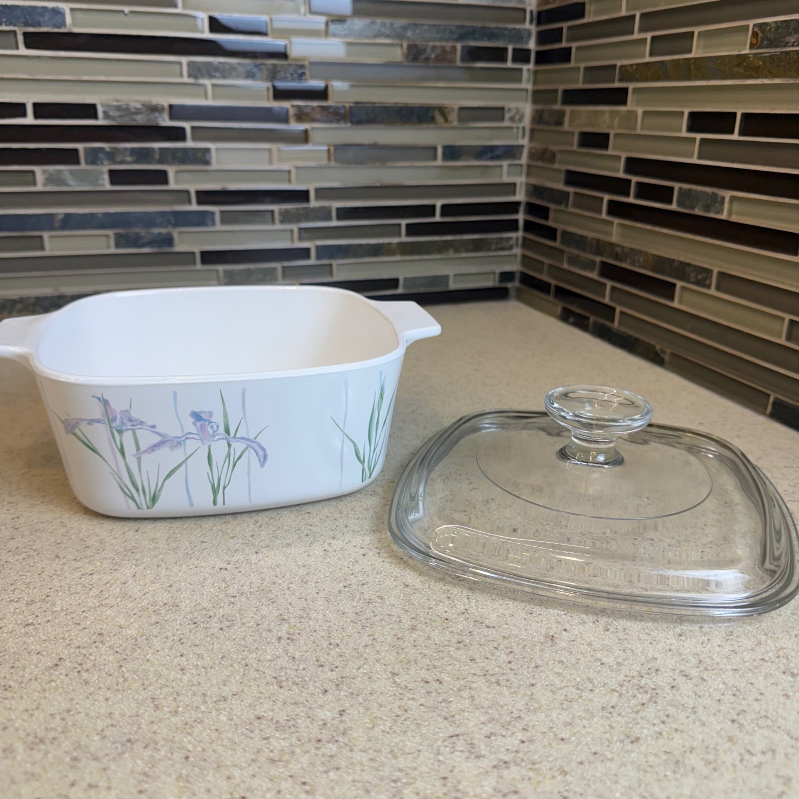 VTG Corning Ware Shadow Iris Casserole Dish 5pc Set w/ 2 Lids 1L, 1.5L, 2L