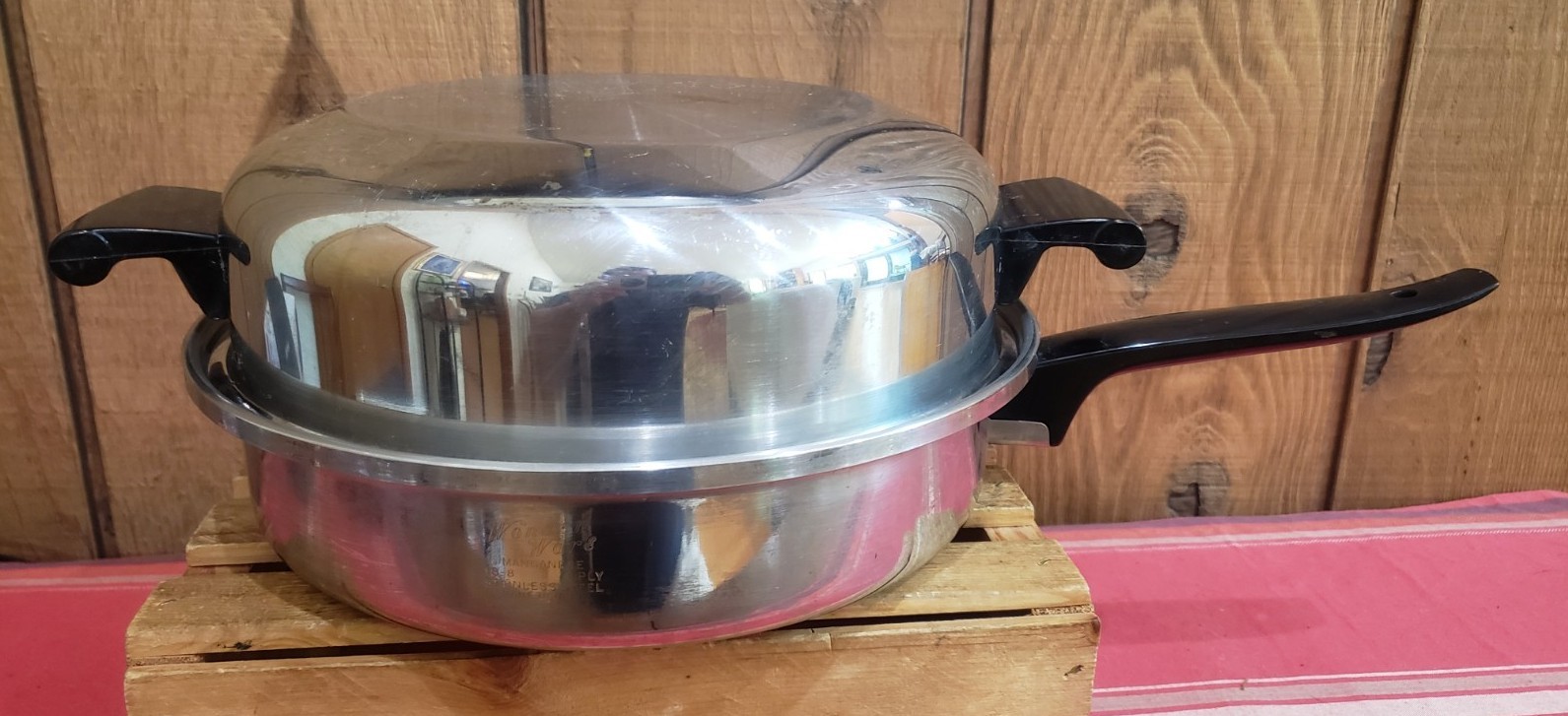 10″ Wonder Ware Manganese 5 Cup Egg Poacher Dome Lid Frypan 2.5 Quart Capacity